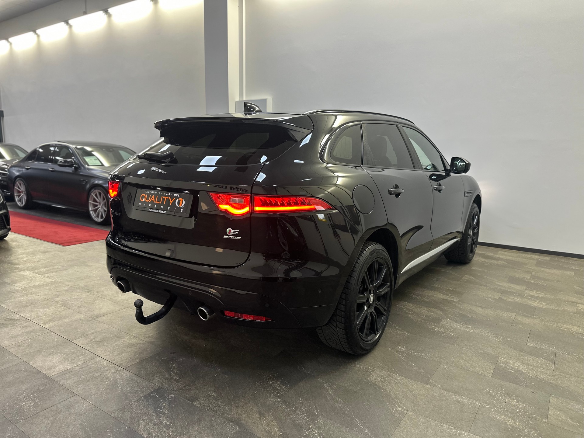 JAGUAR F-Pace 3.0 TD S AWD Automatik-image-8