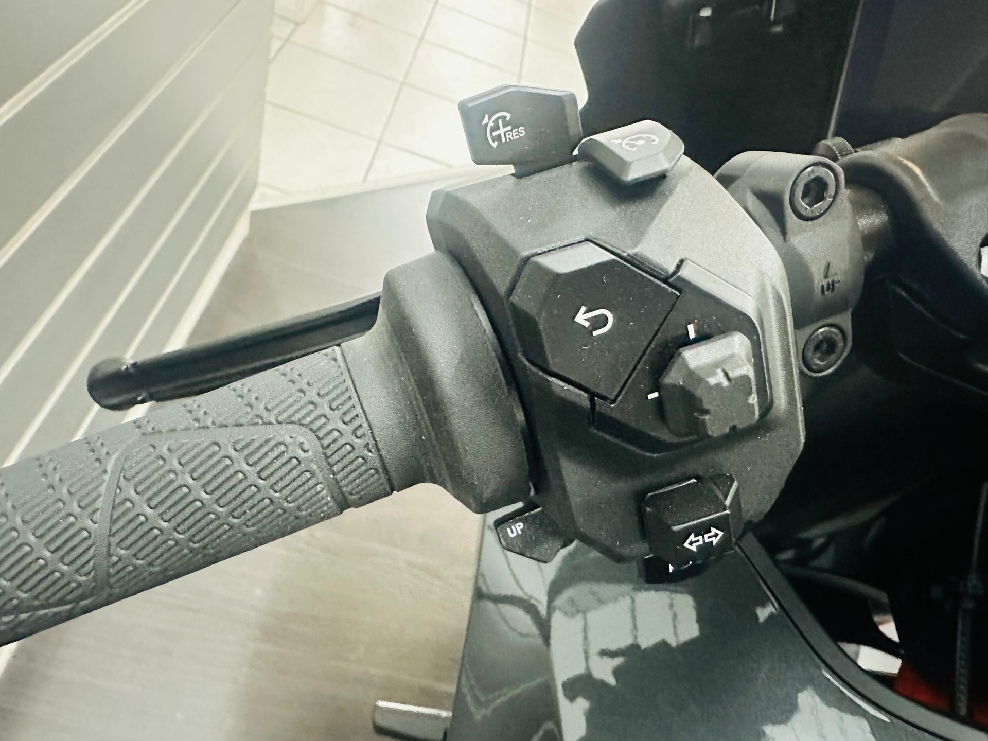 KTM RC 990 R-image-10