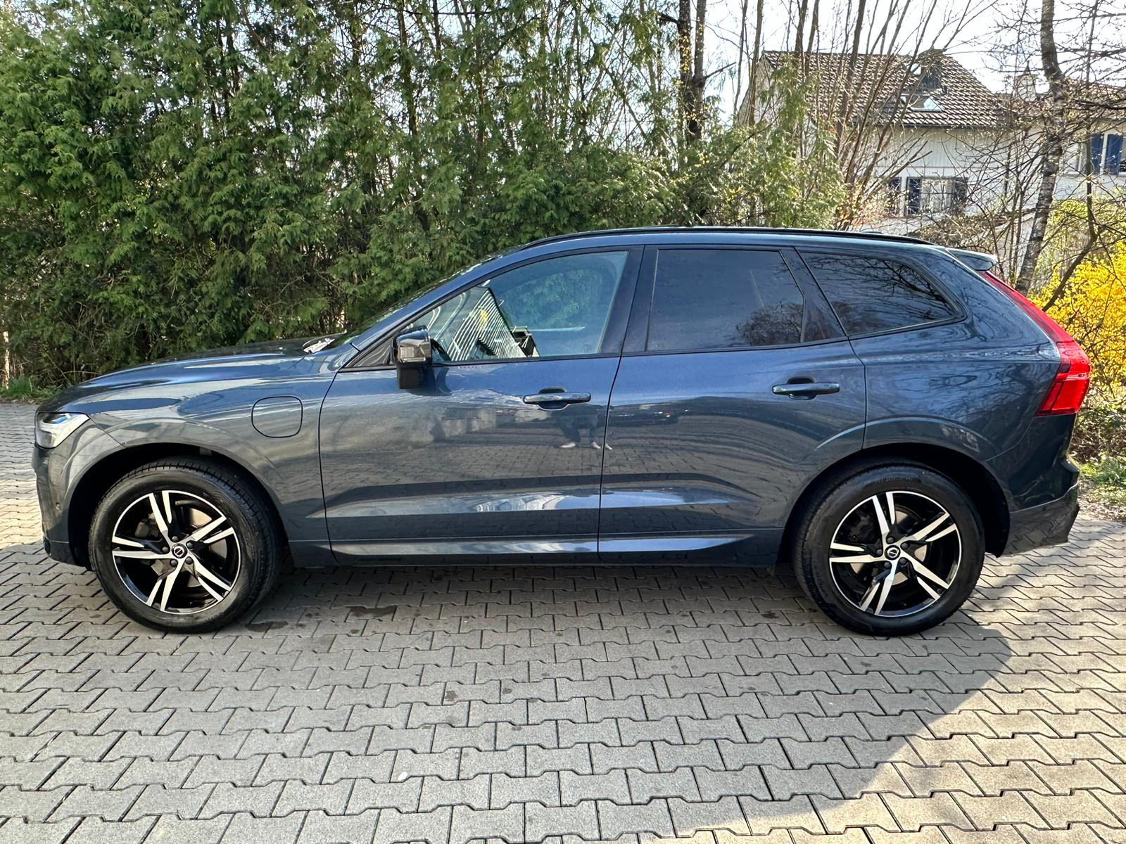 VOLVO XC60 T6 eAWD R-Design Geartronic-image-1