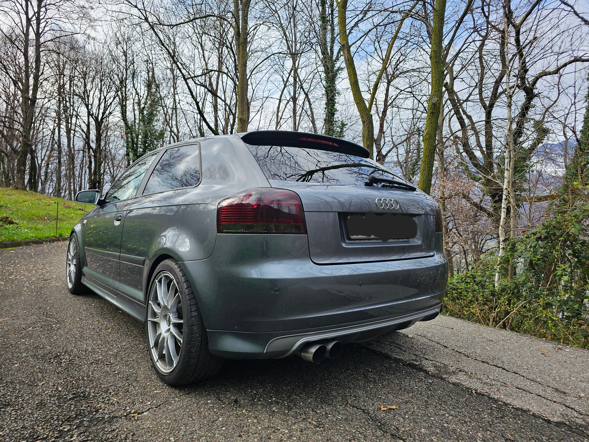 AUDI S3 2.0 Turbo FSI quattro-image-1