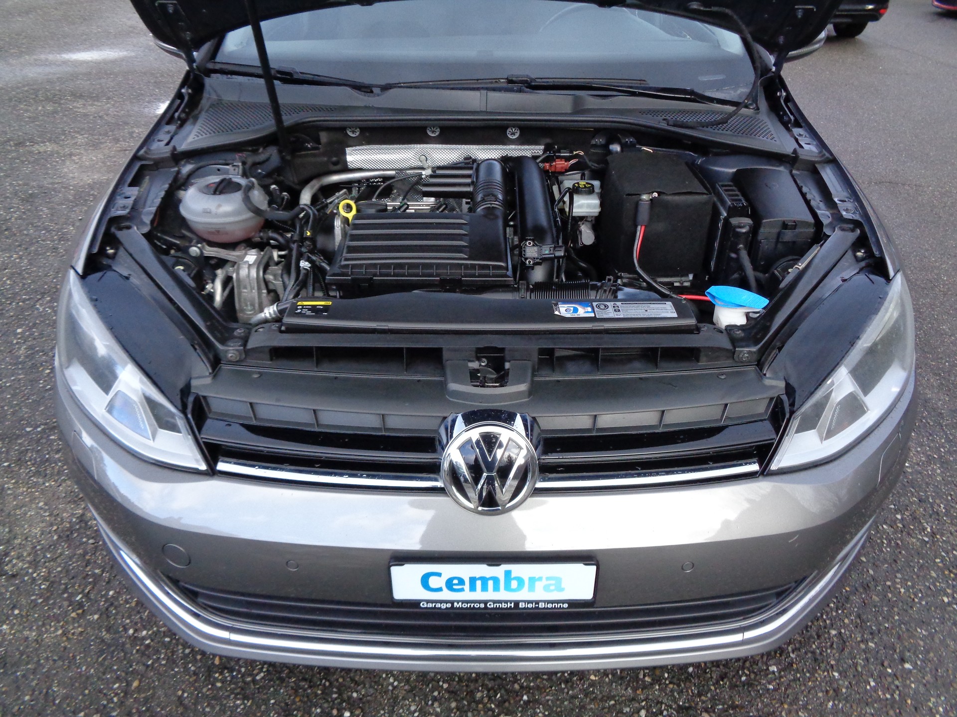 VW Golf 1.4 TSI Highline-image-12