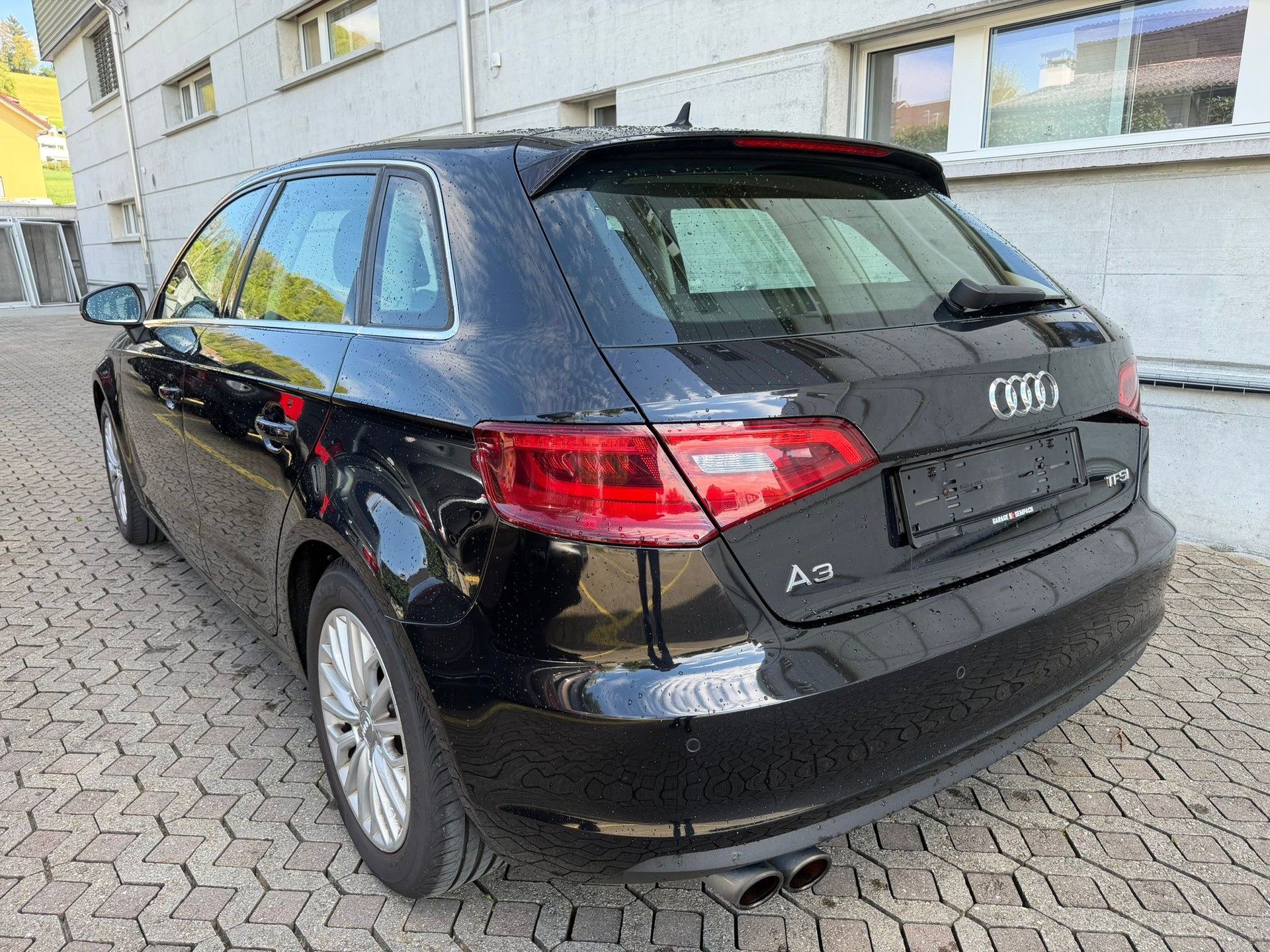 AUDI A3 Sportback 1.4 TFSI Ambition S-tronic-image-6