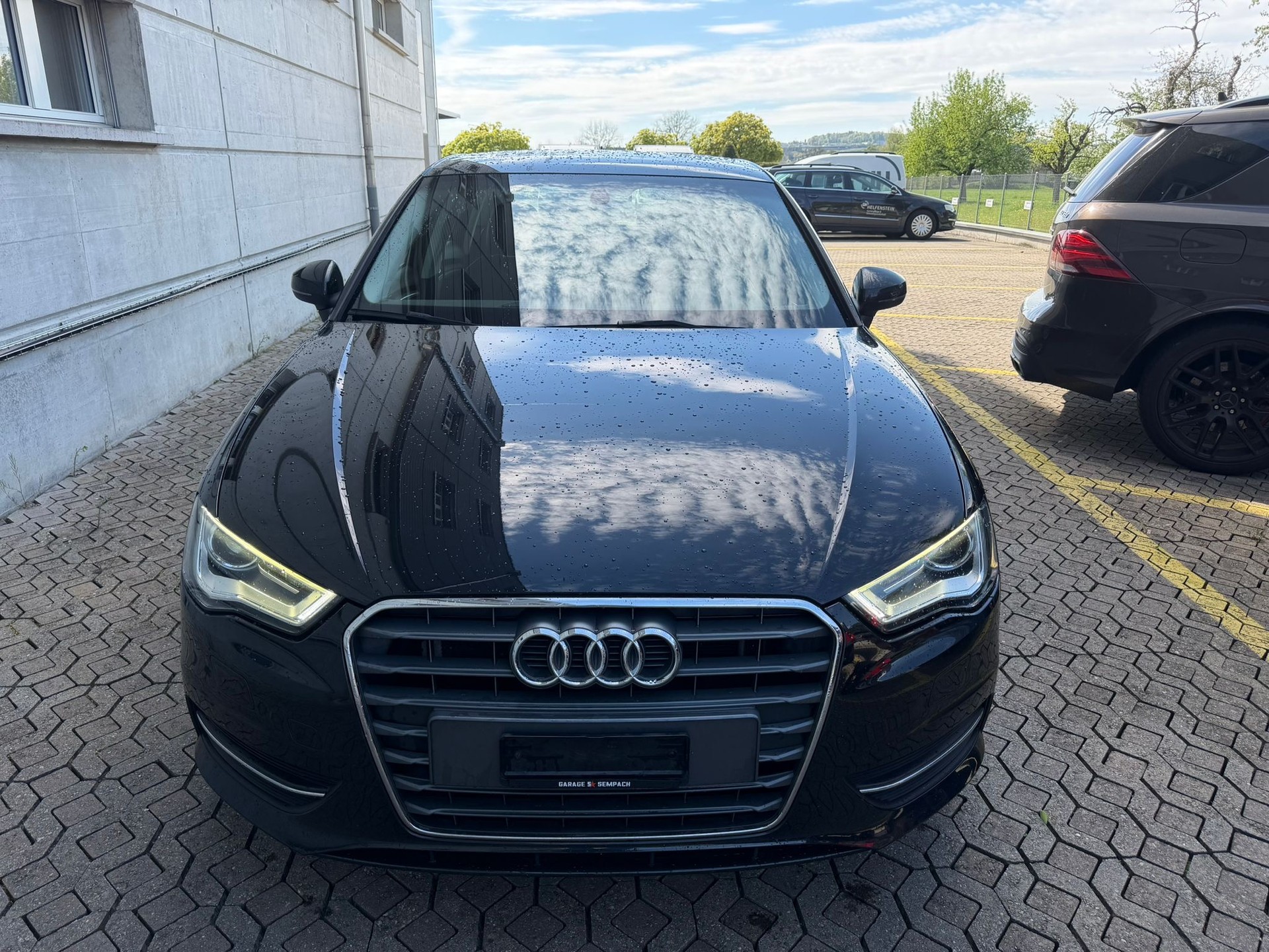 AUDI A3 Sportback 1.4 TFSI Ambition S-tronic-image-2