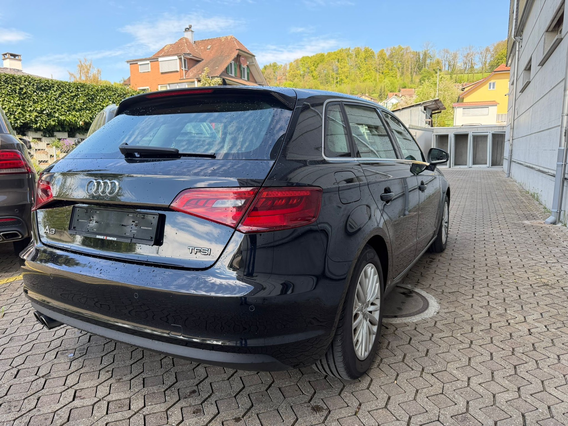 AUDI A3 Sportback 1.4 TFSI Ambition S-tronic-image-5