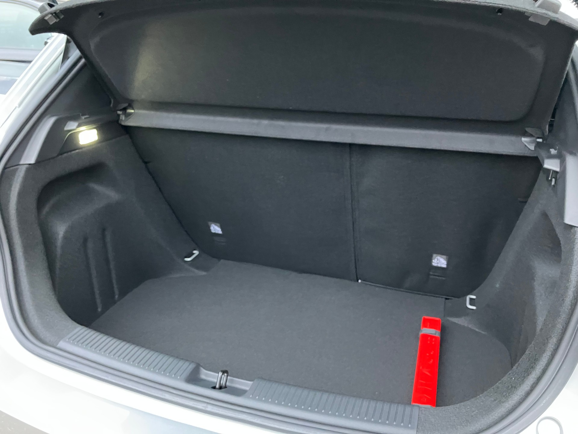 MG 3 1.5 Hybrid Luxury Aut.-image-5