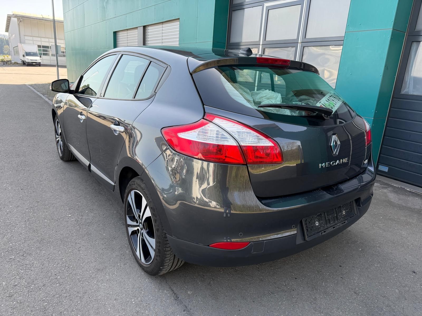 RENAULT Mégane 1.5 dCi Bose EDC-image-3