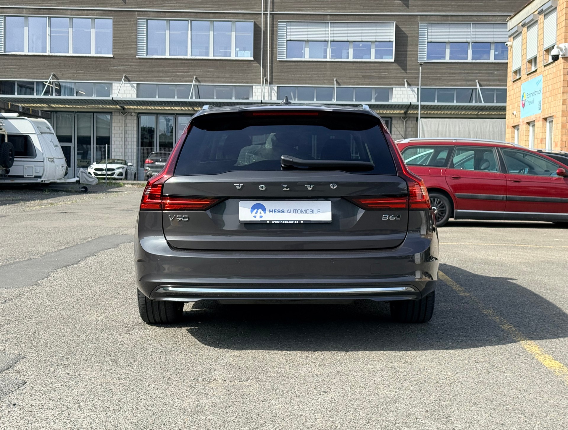 VOLVO V90 B6 AWD Benzin Mild Hybrid Inscription Geartronic-image-4