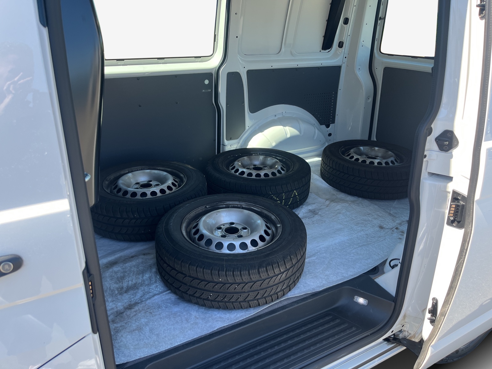 VW T6.1 2.0 TDI-image-11