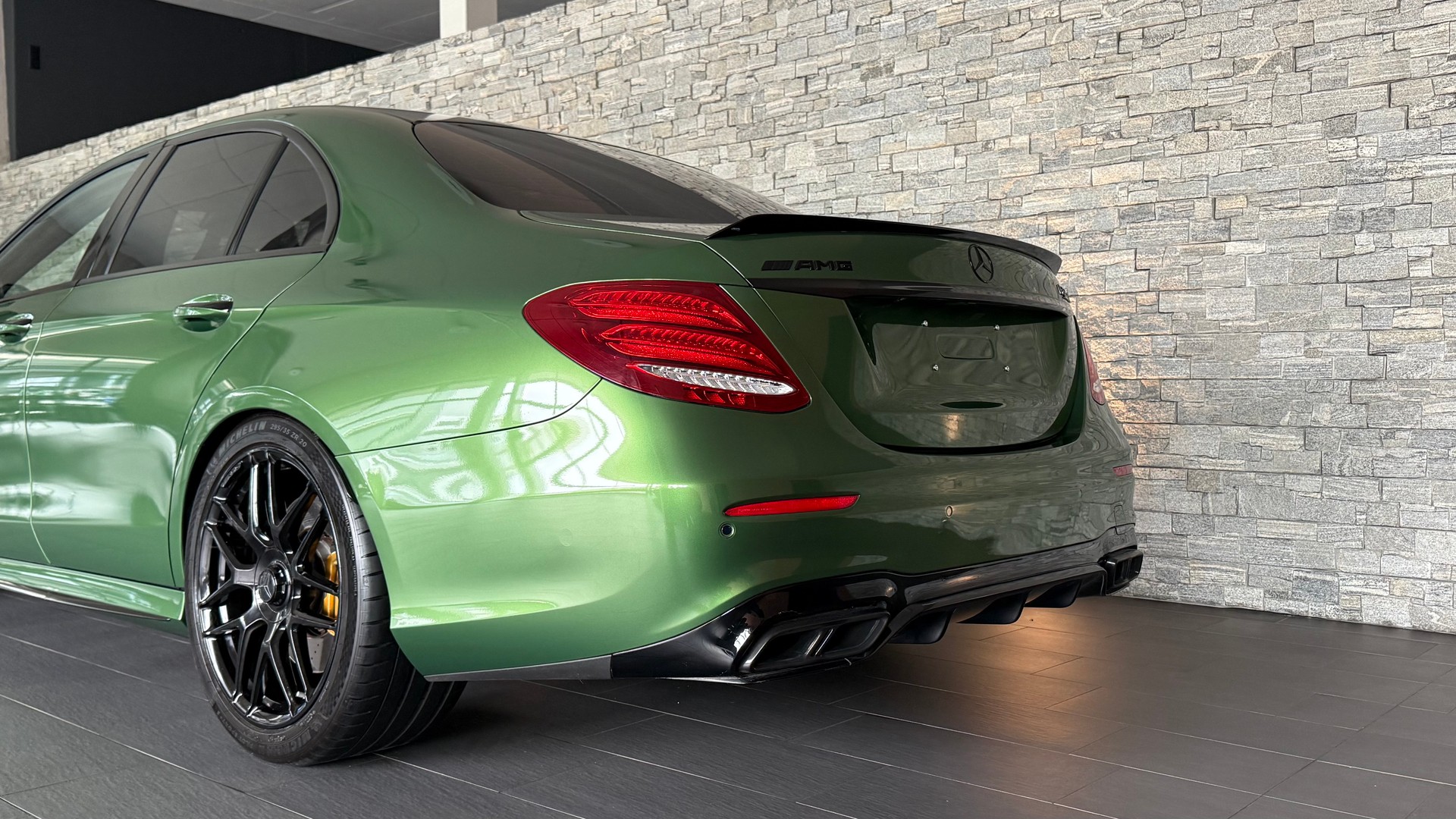 MERCEDES-BENZ E 63 AMG S 4Matic Speedshift MCT-image-7