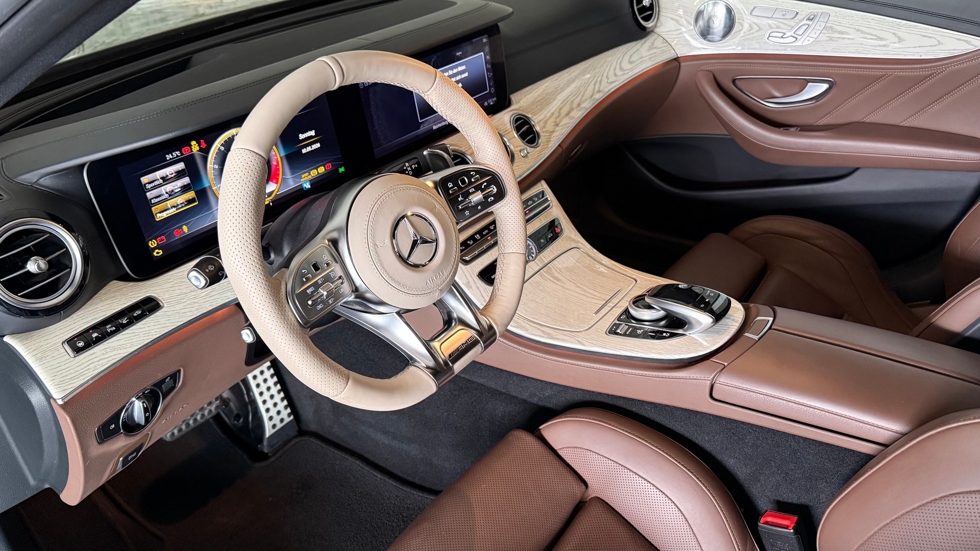MERCEDES-BENZ E 63 AMG S 4Matic Speedshift MCT-image-13