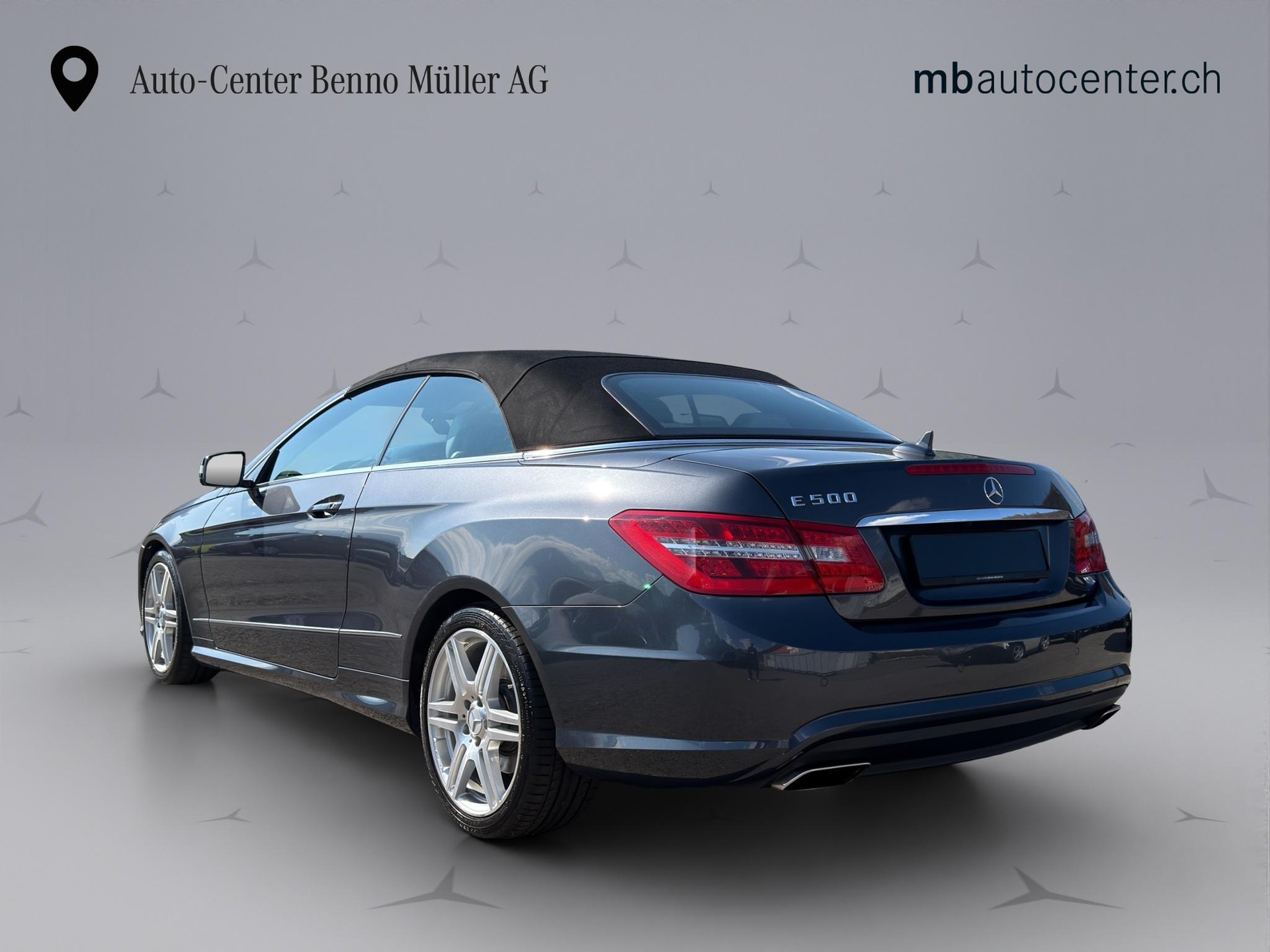 MERCEDES-BENZ E 500 V8 BlueEF Cabriolet-image-2