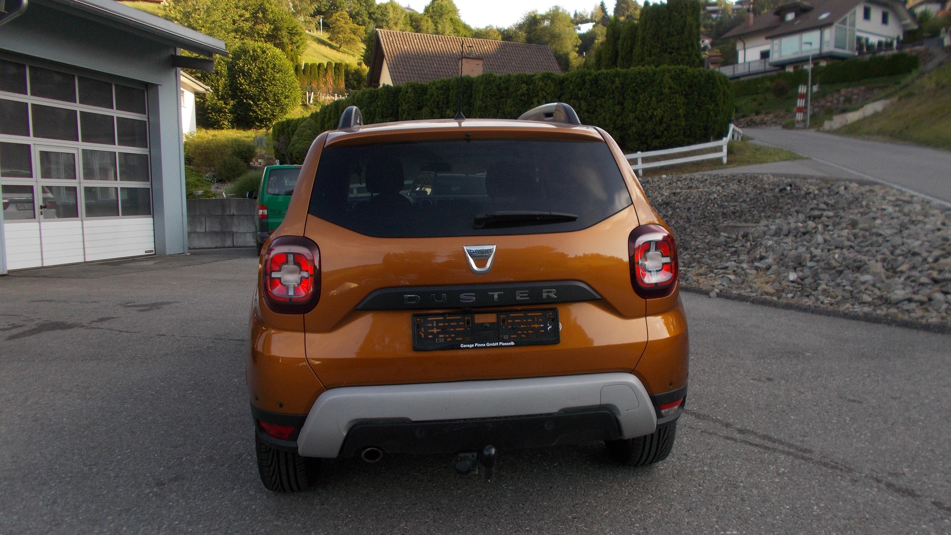 DACIA Duster dCi 115 Celebration 4x4-image-3