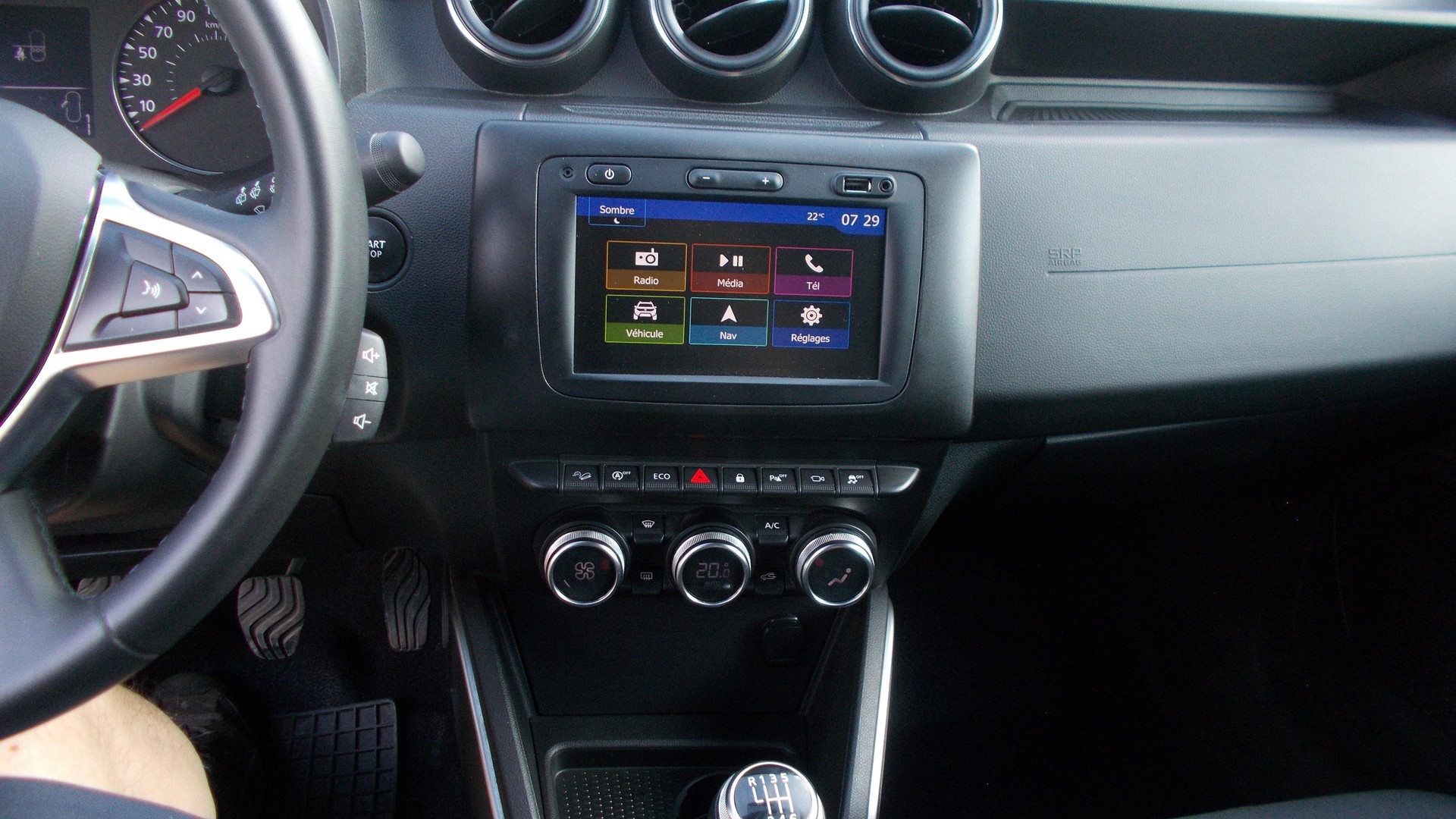 DACIA Duster dCi 115 Celebration 4x4-image-10