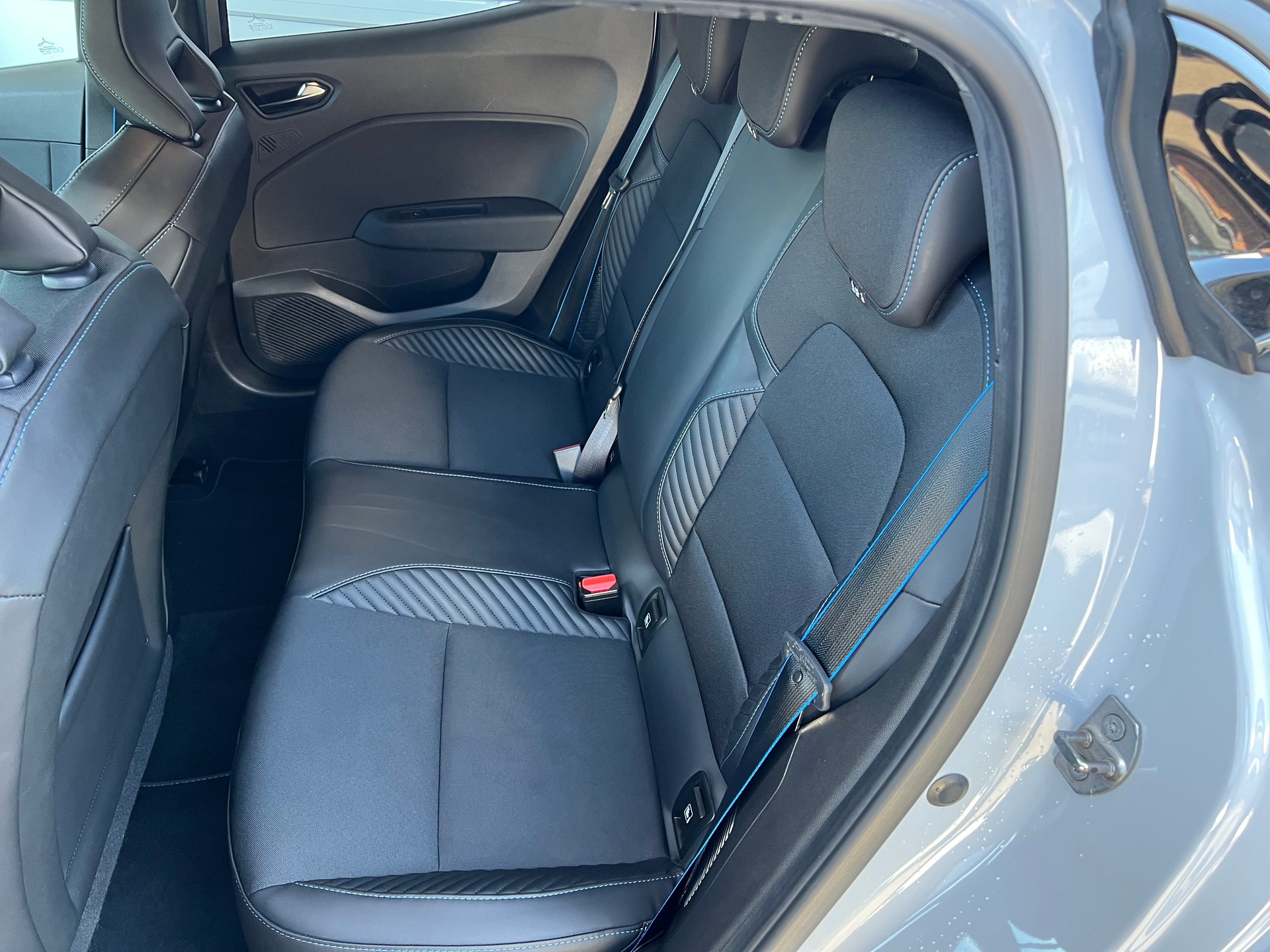 RENAULT Clio 1.6 E-Tech Esprit Alpine *** Garantie: Renault Garantie 8 Jahre Garantie auf die Batterie oder 160 000 km ***-image-10