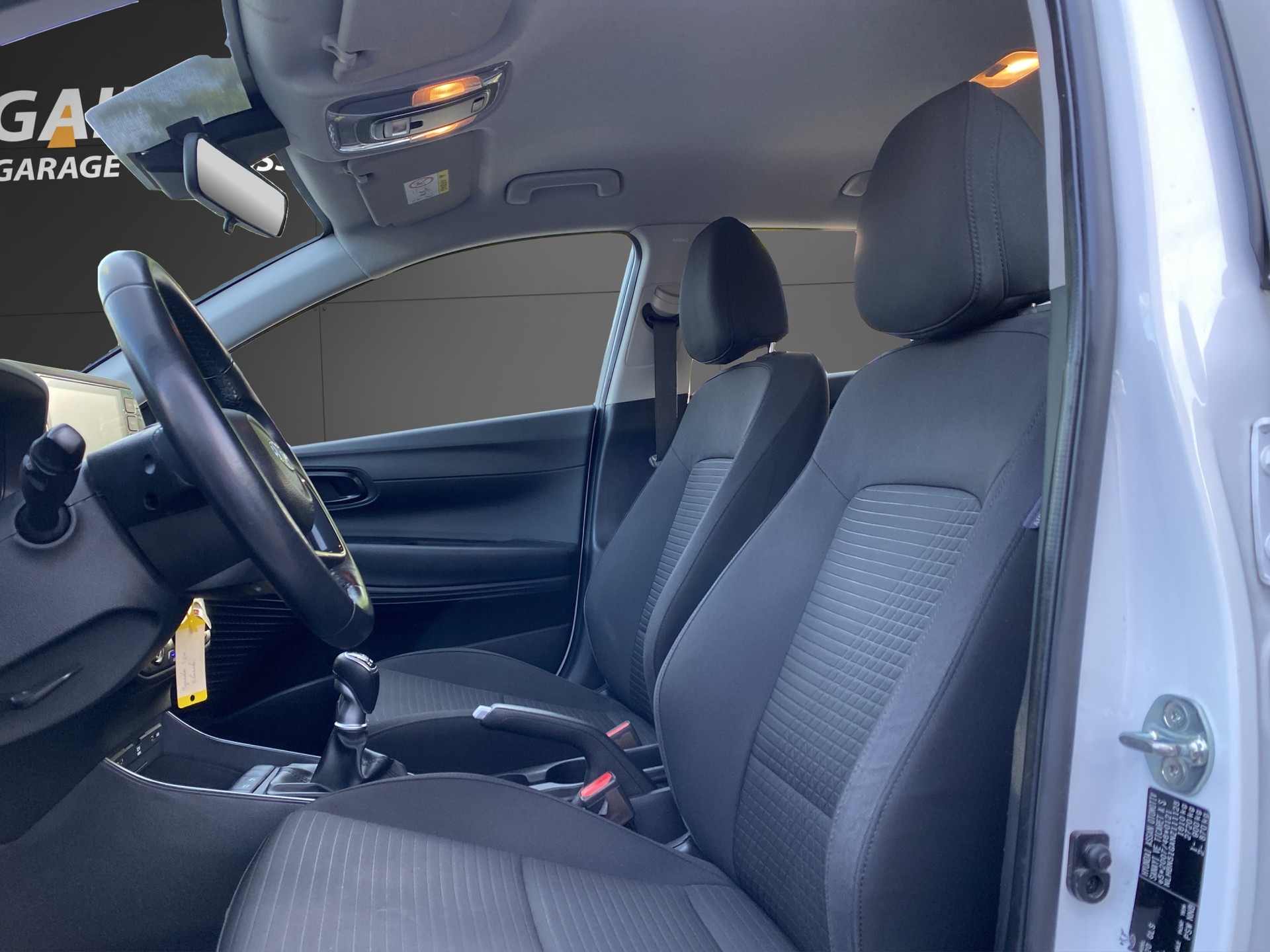HYUNDAI i20 1.0 T-GDi Origo-image-8
