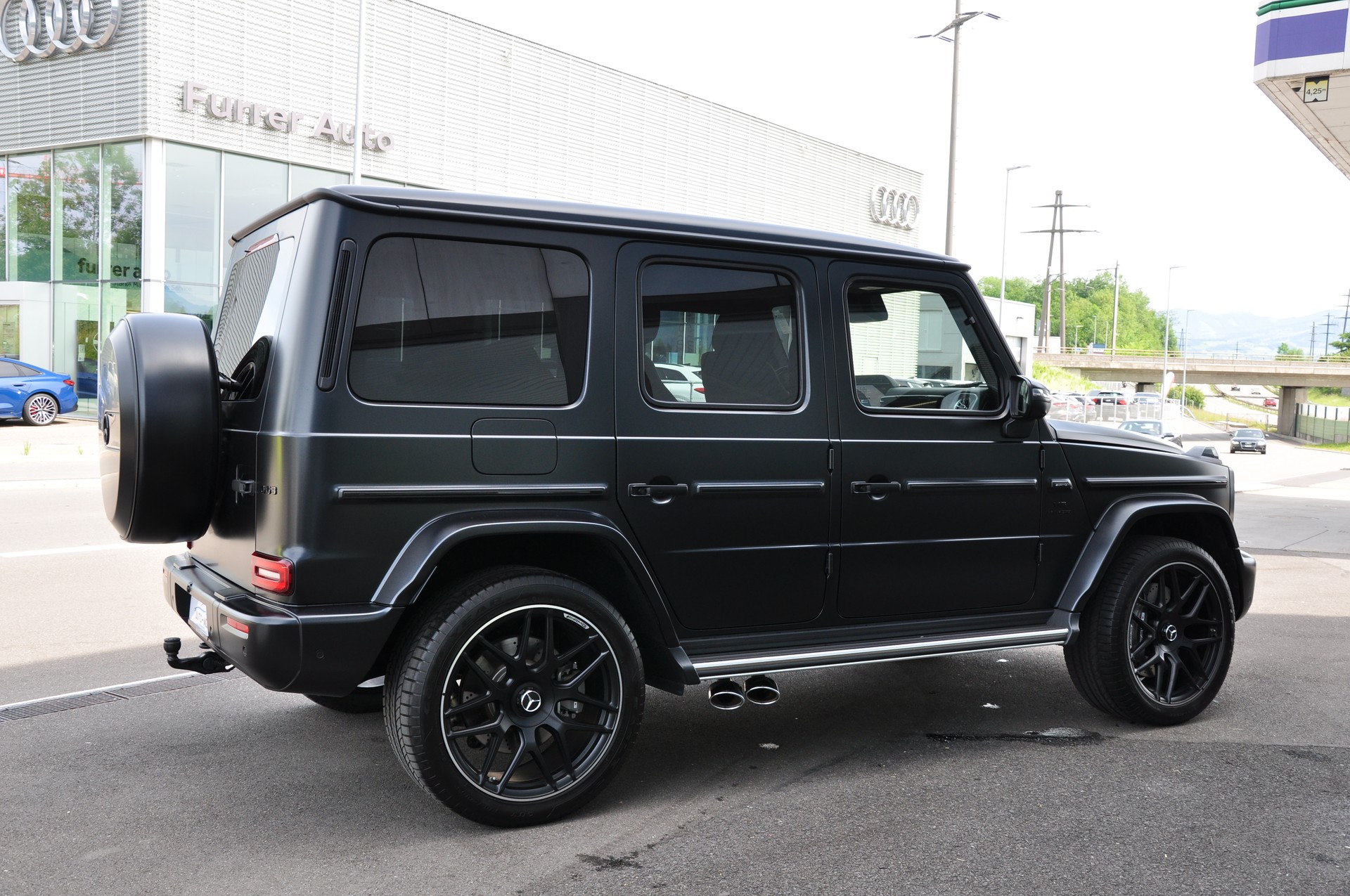 MERCEDES-BENZ G 63 AMG 9G-Tronic-image-9