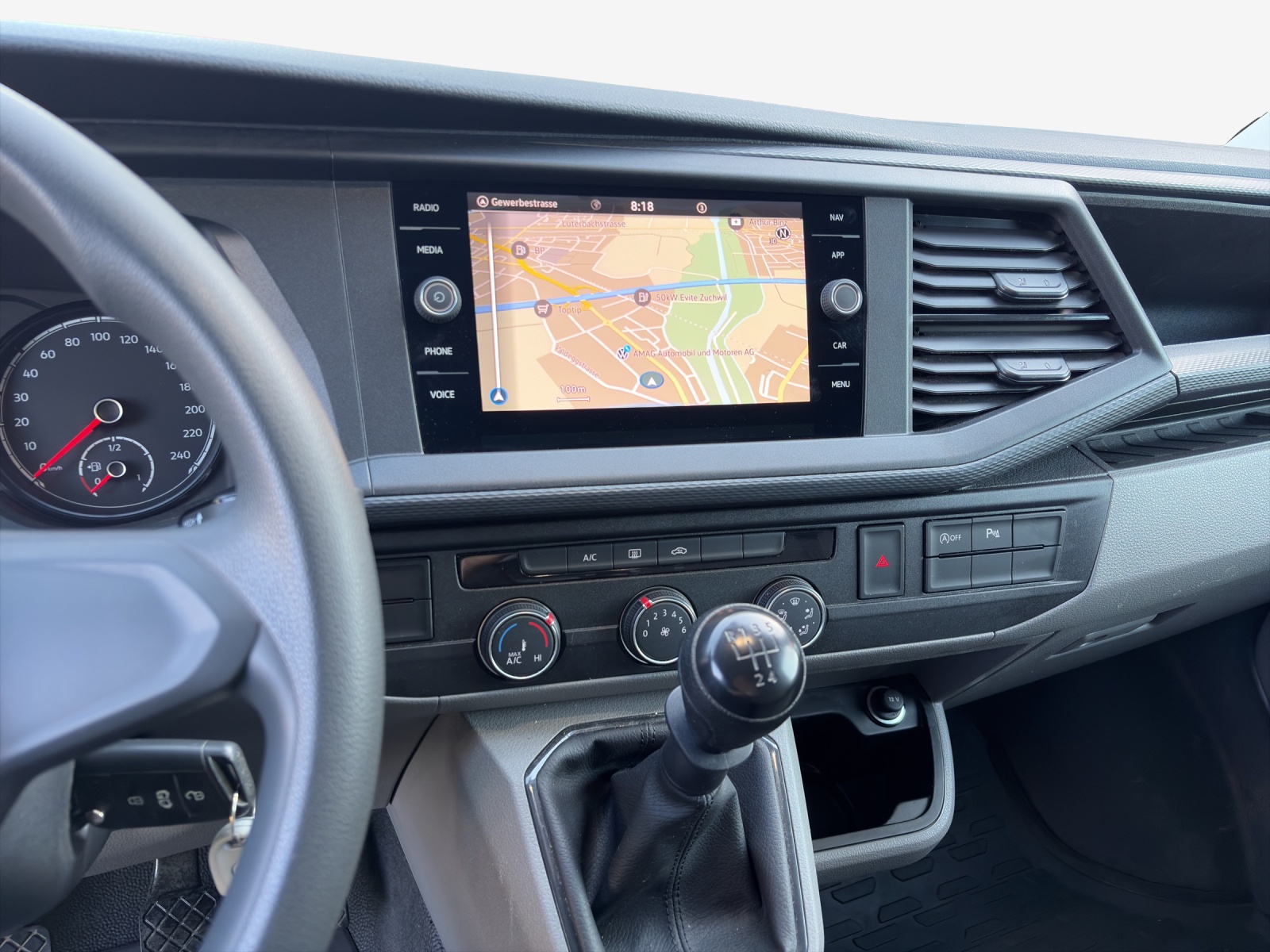 VW T6.1 2.0 TDI-image-10