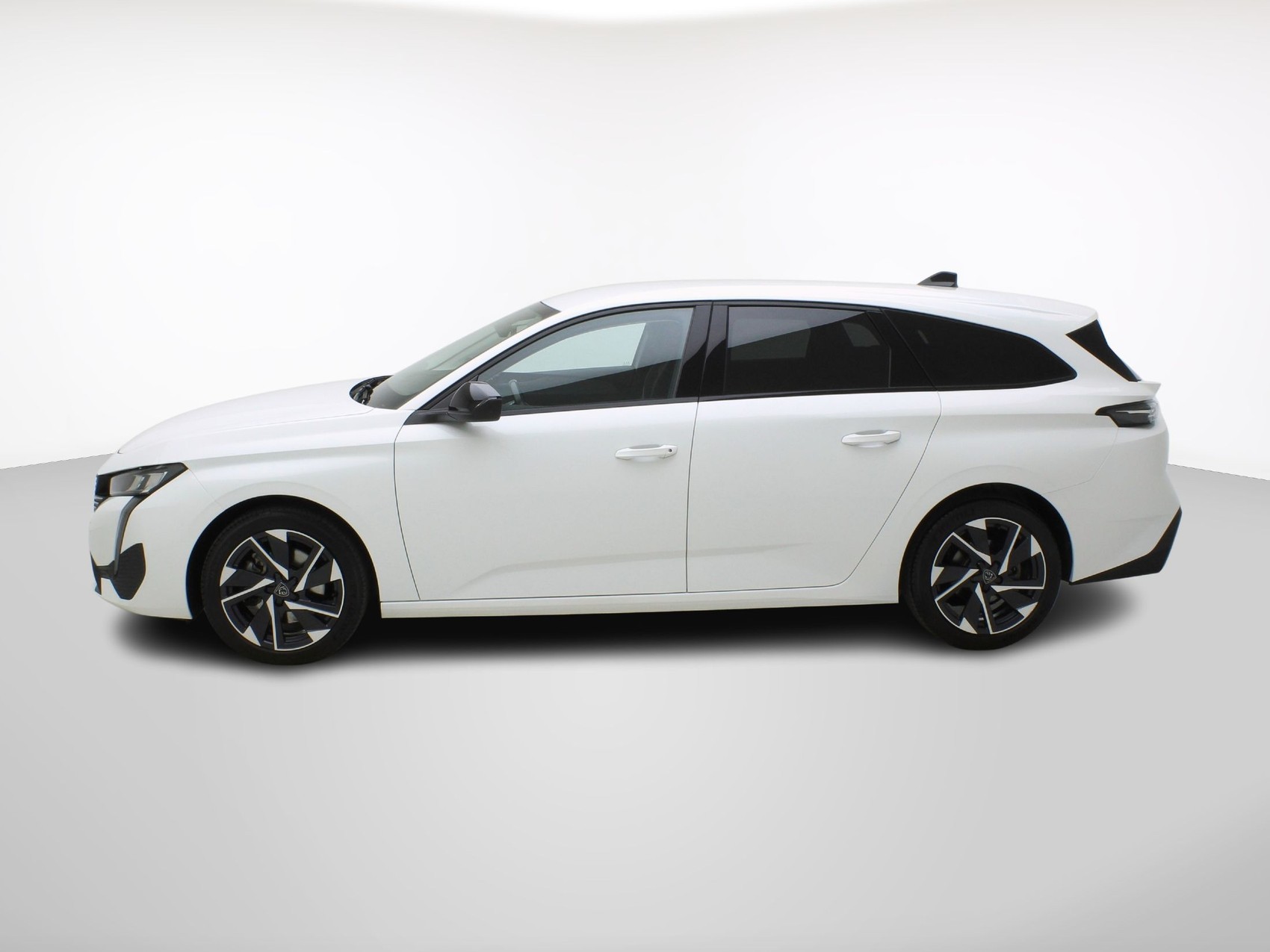 PEUGEOT 308 SW 1.5 BlueHDi Allure Pack-image-2