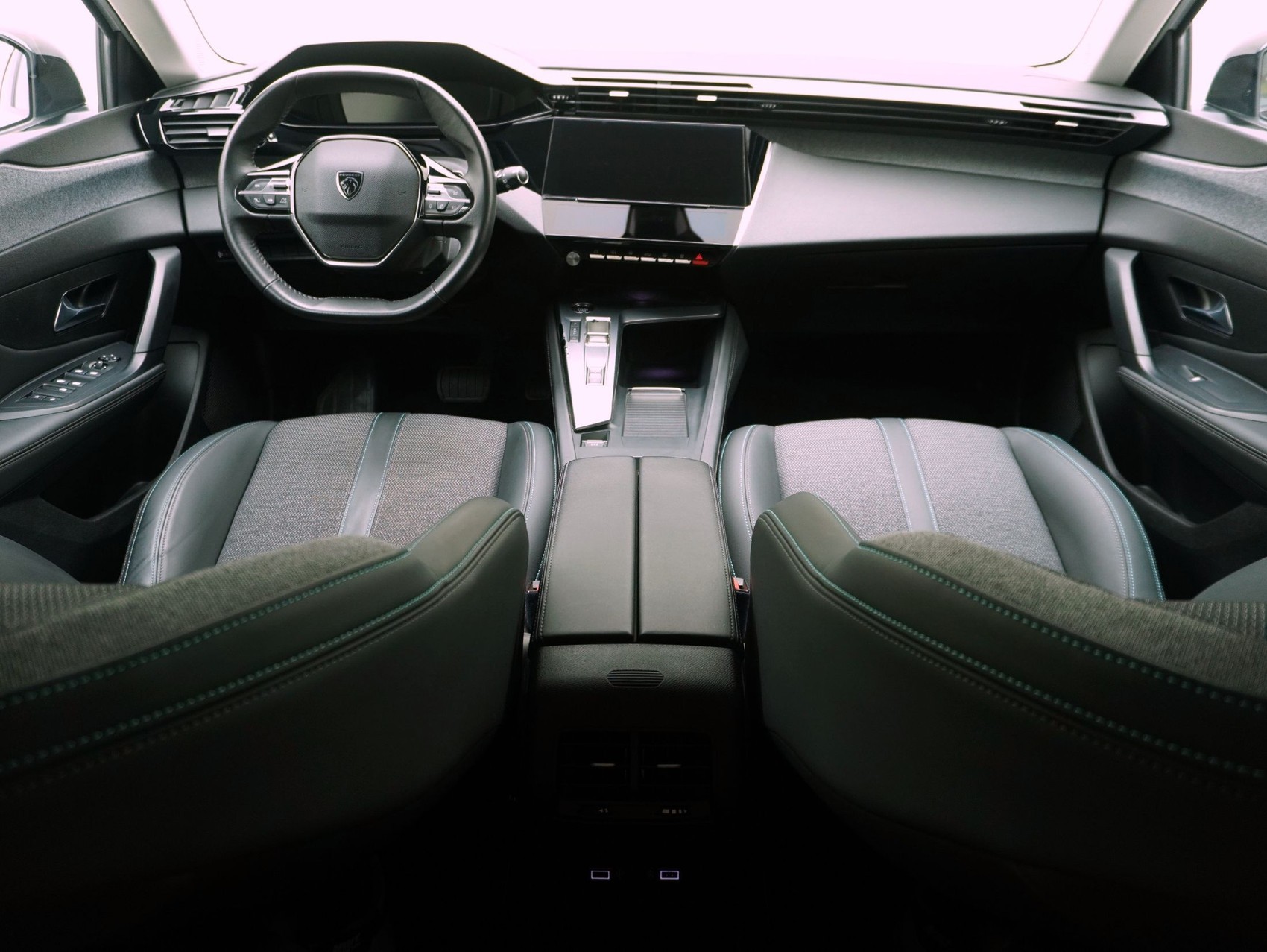 PEUGEOT 308 SW 1.5 BlueHDi Allure Pack-image-12