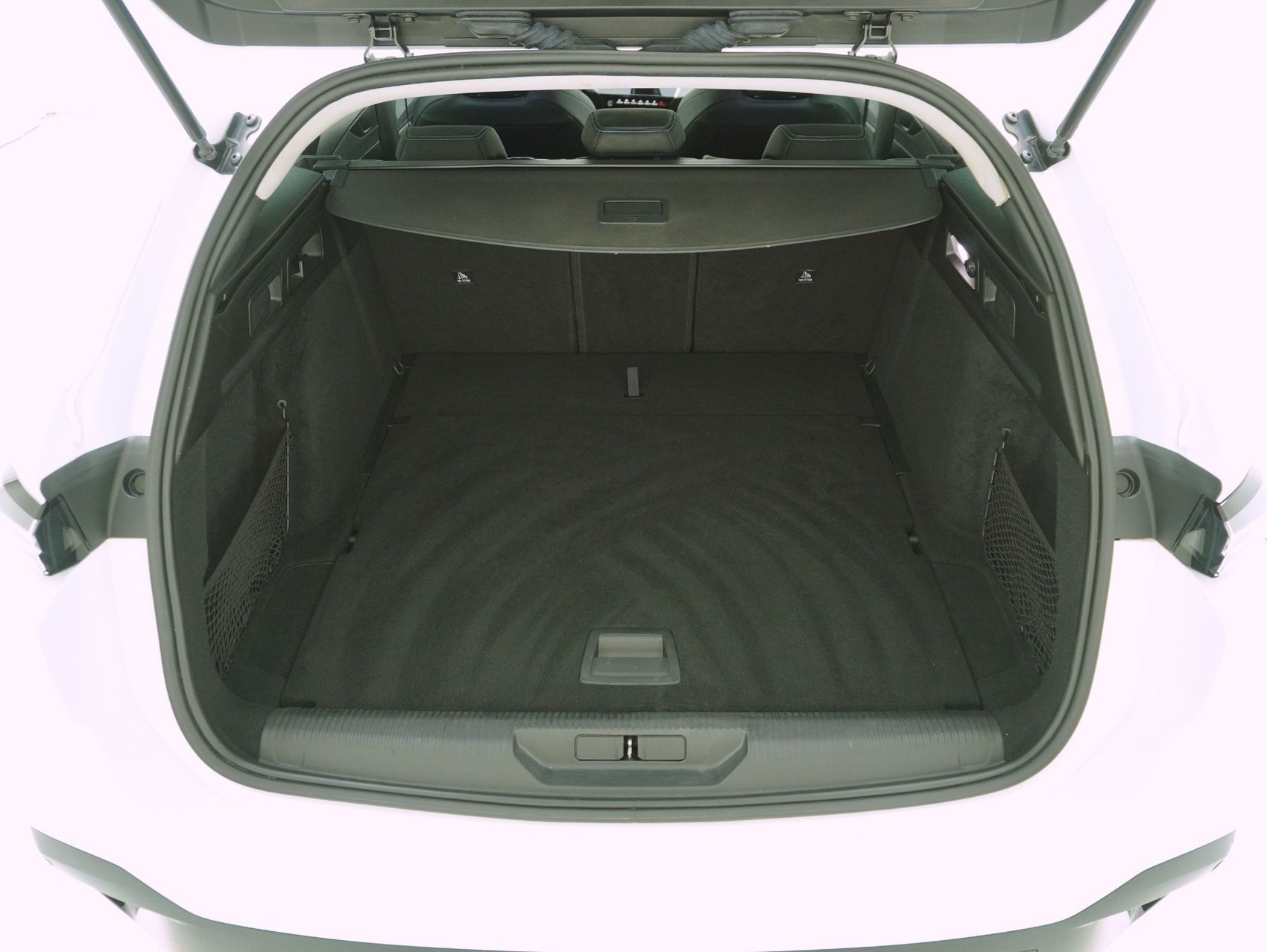 PEUGEOT 308 SW 1.5 BlueHDi Allure Pack-image-11