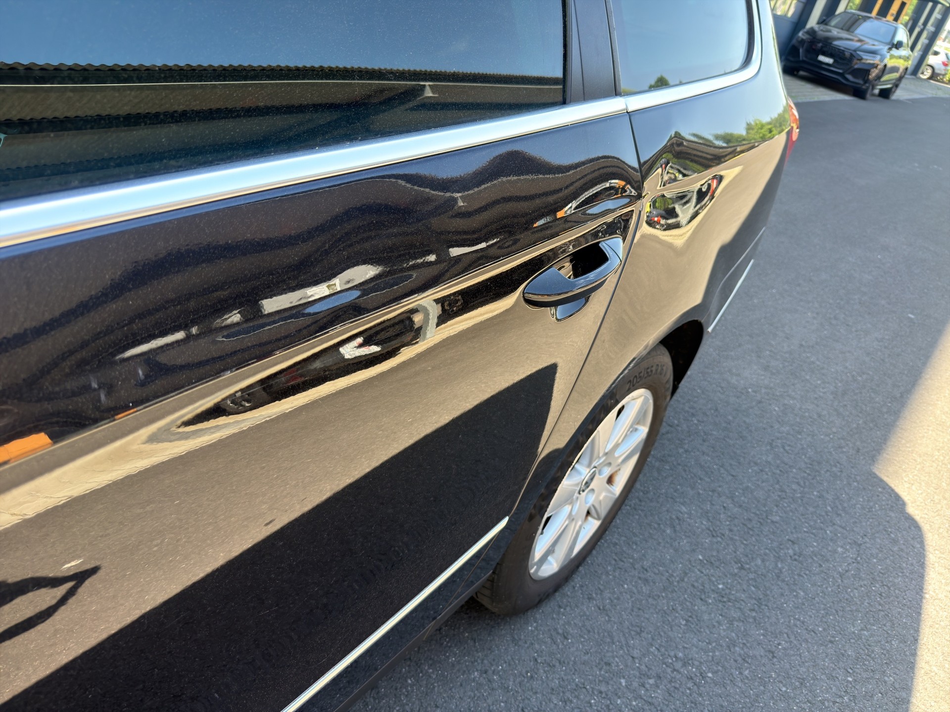VW Passat Variant 2.0 TDI Comfortline DSG-image-8