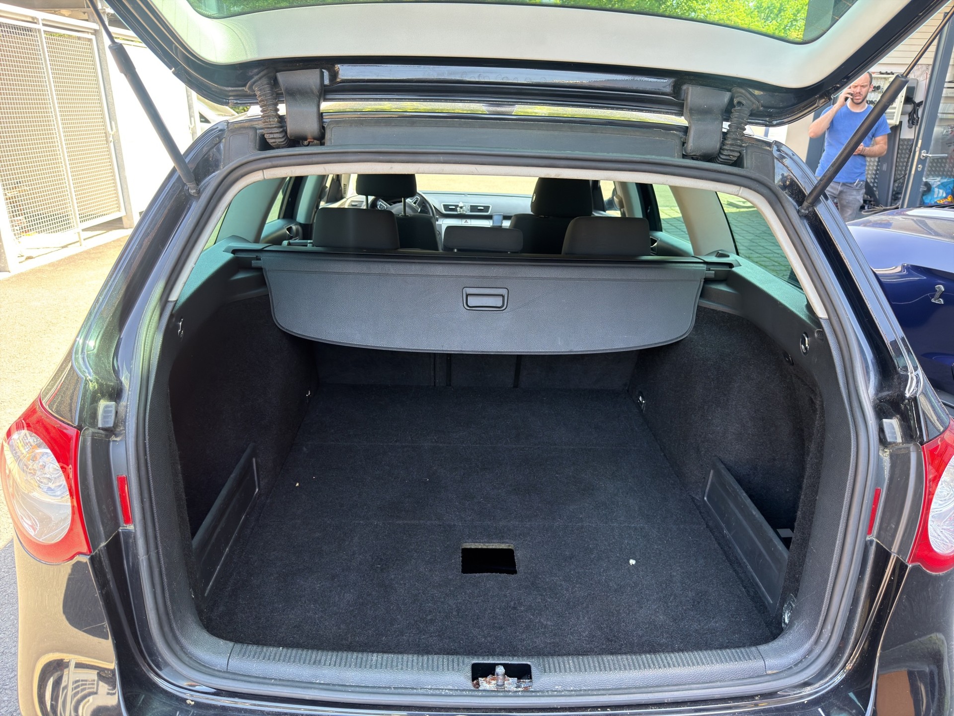 VW Passat Variant 2.0 TDI Comfortline DSG-image-15