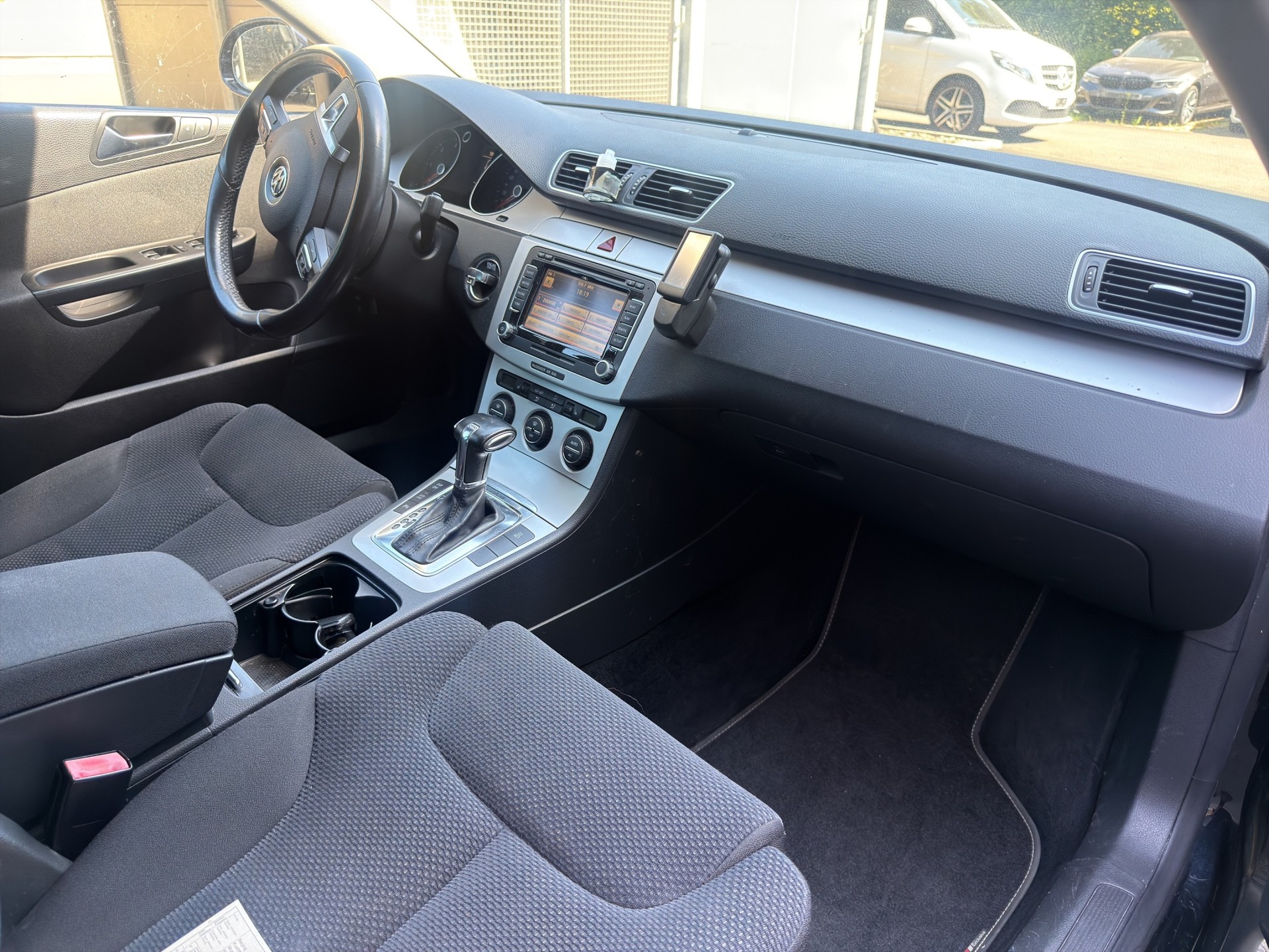 VW Passat Variant 2.0 TDI Comfortline DSG-image-11