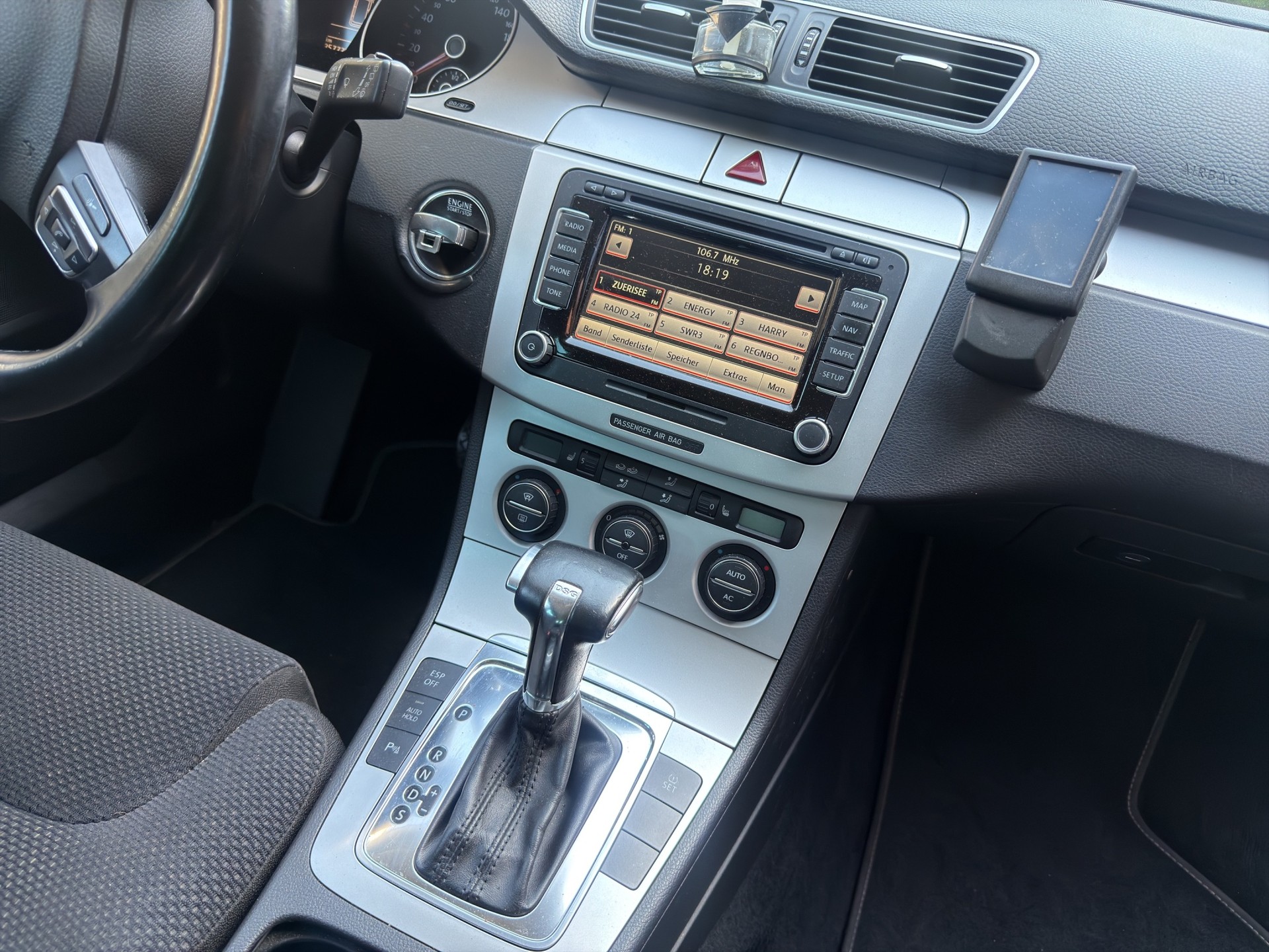 VW Passat Variant 2.0 TDI Comfortline DSG-image-12