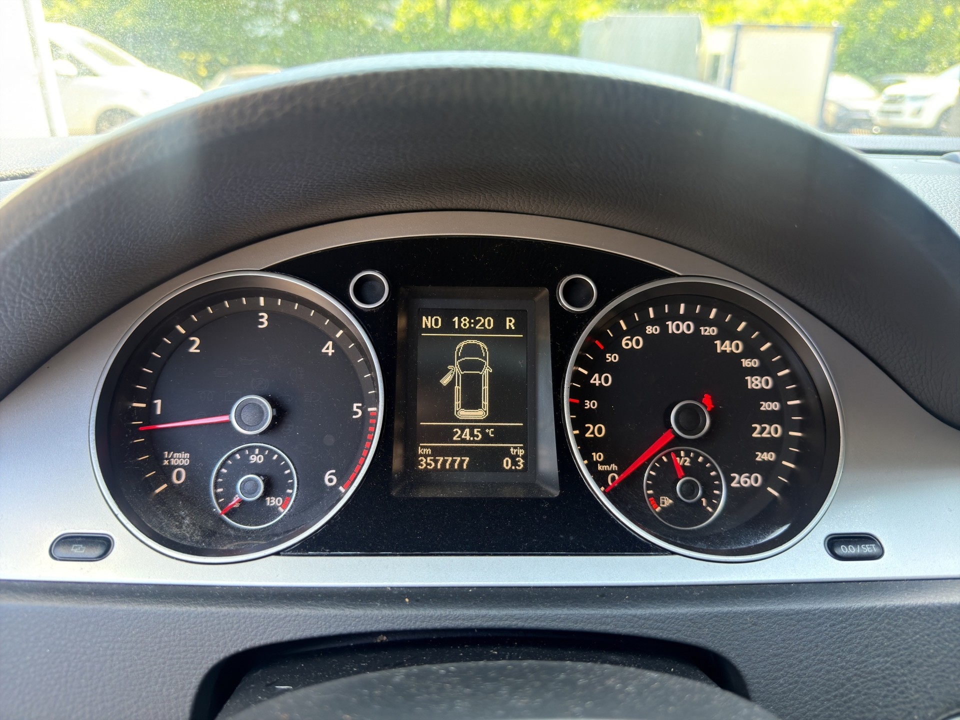 VW Passat Variant 2.0 TDI Comfortline DSG-image-16