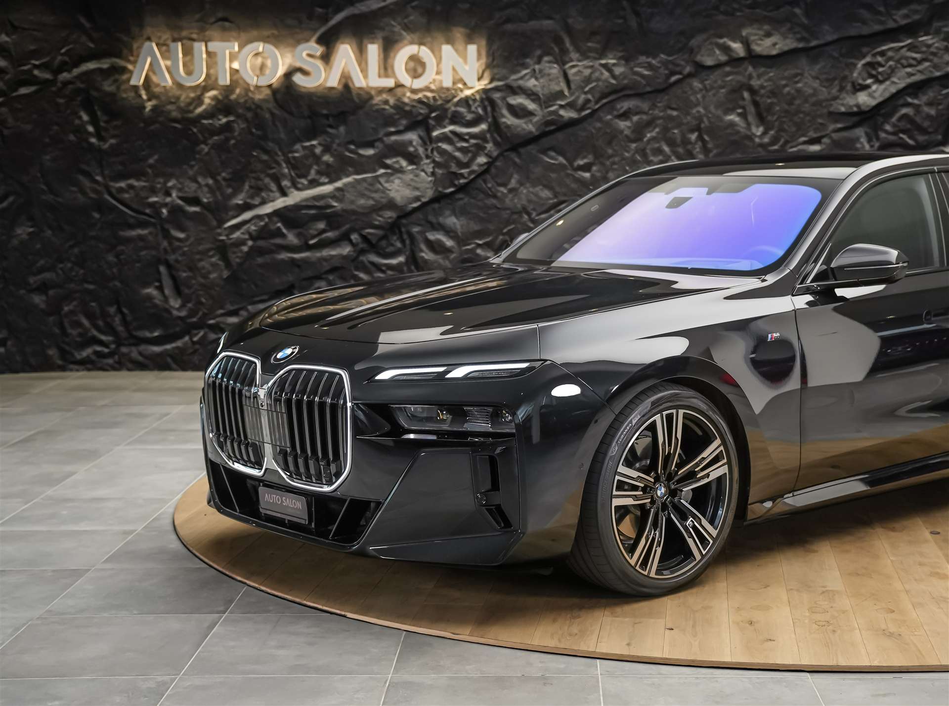 BMW 740d xDrive M Sport Steptronic *Werksgarantie*Theatre Screen*Panorama*-image-17