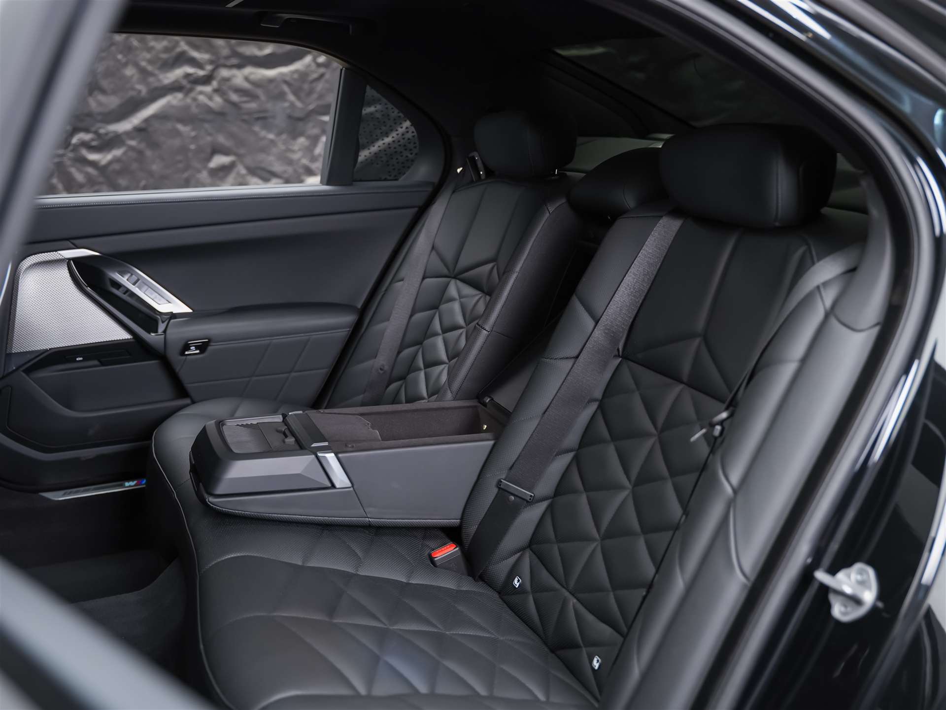 BMW 740d xDrive M Sport Steptronic *Werksgarantie*Theatre Screen*Panorama*-image-14