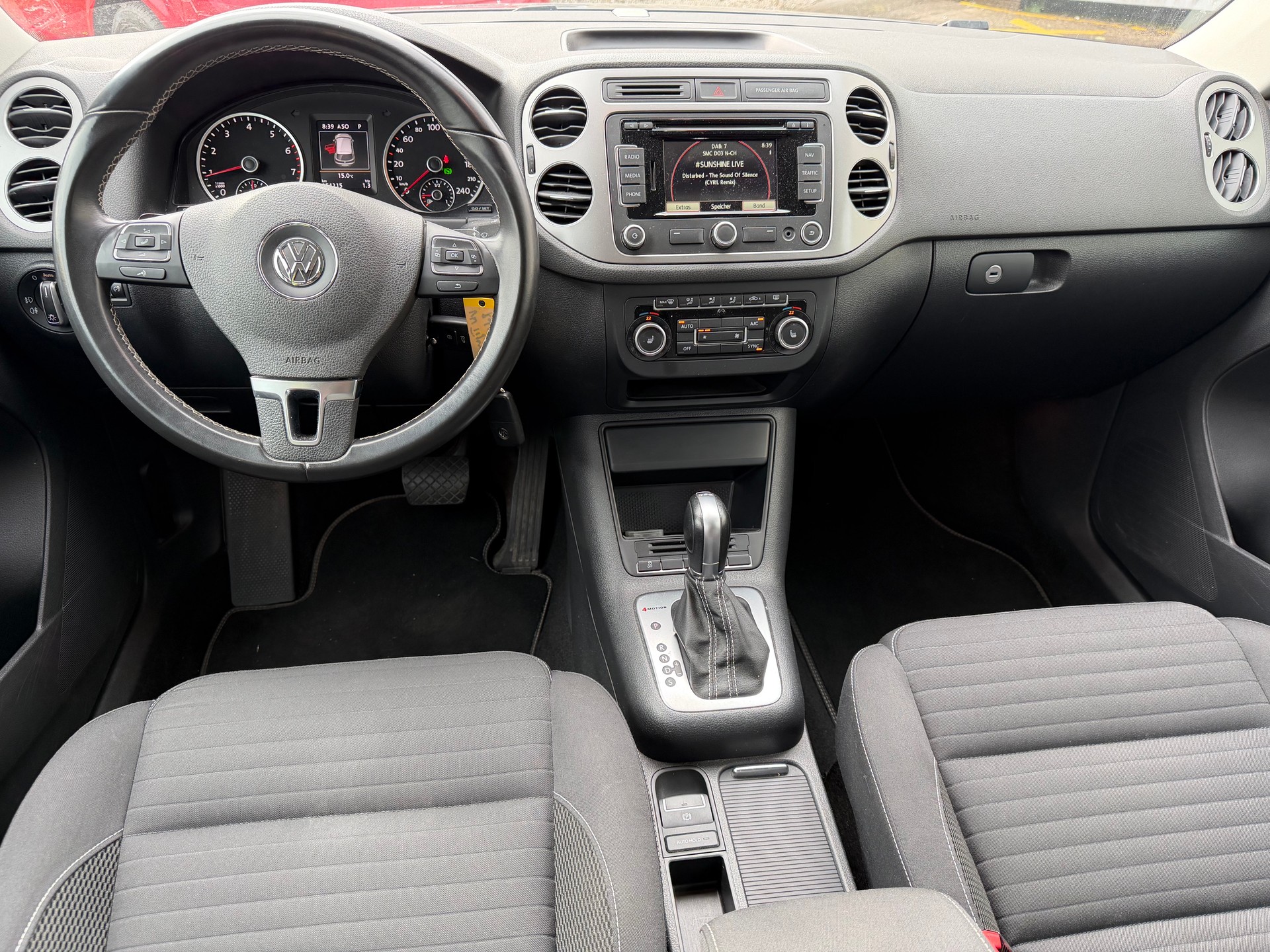 VW Tiguan 2.0 TSI Cup 4Motion DSG-showroom-element-3