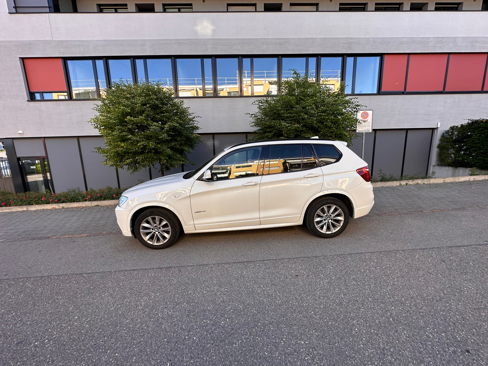 BMW X3 xDrive 20i Steptronic-image-8