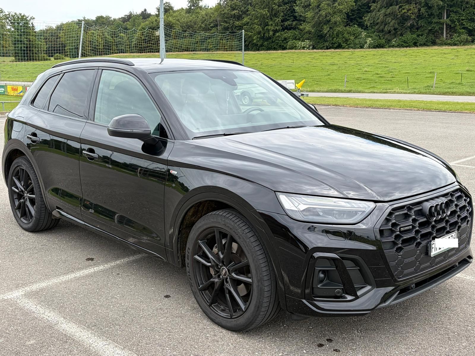 AUDI 2.0 40 TDI Black Edition quattro S-Tronic-image-1