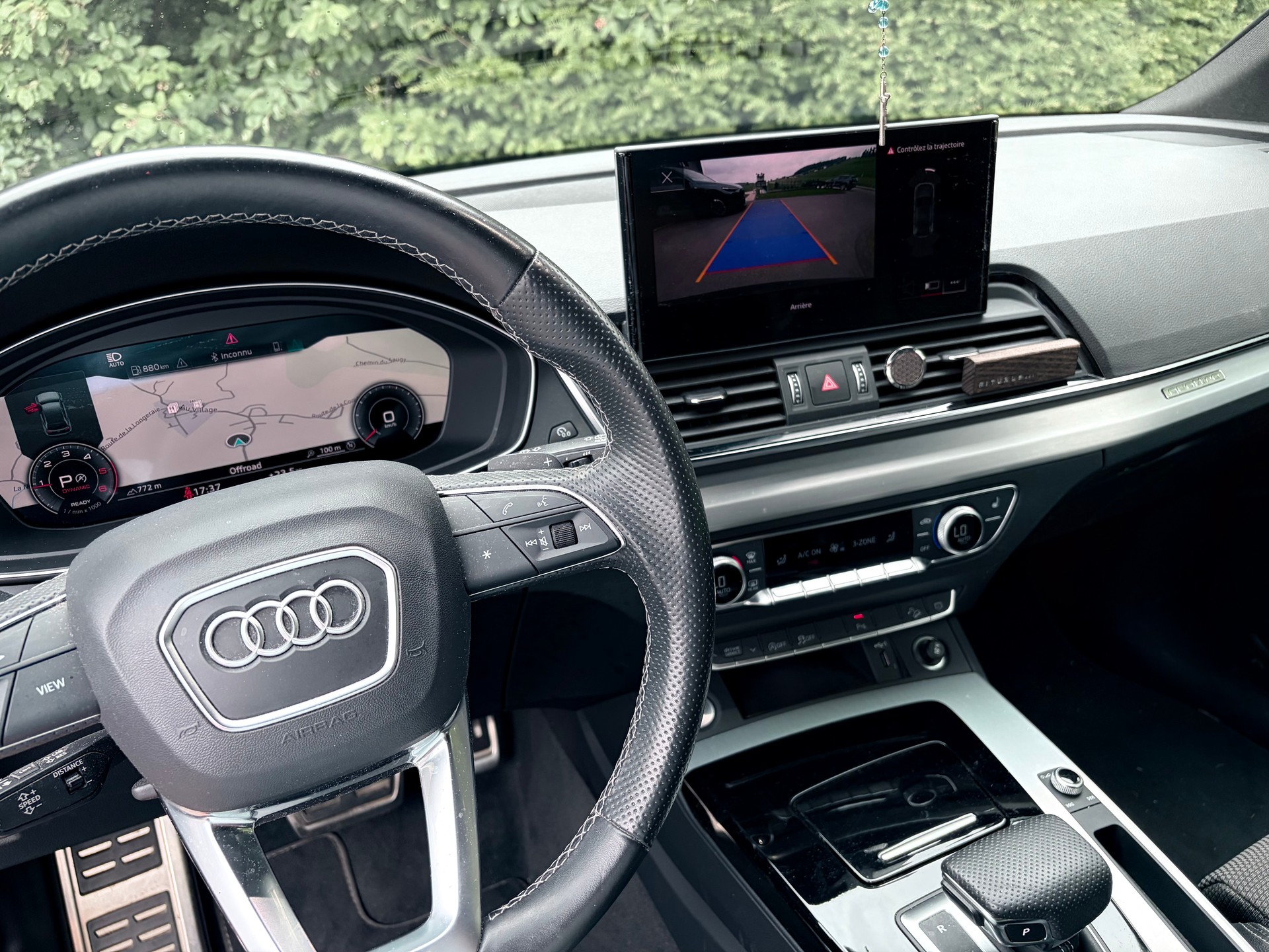 AUDI 2.0 40 TDI Black Edition quattro S-Tronic-image-5