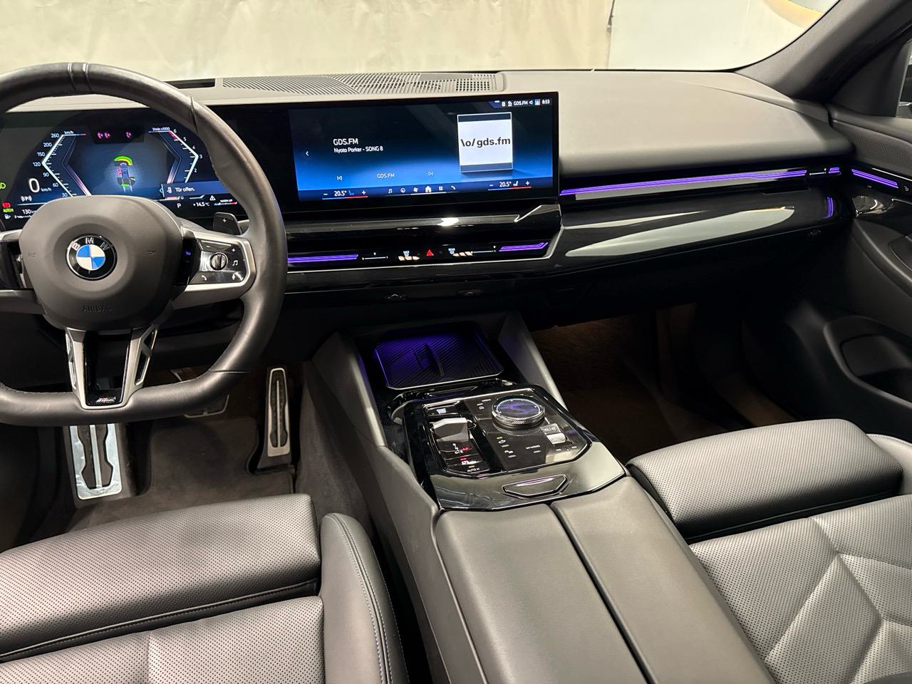 BMW 520d xDrive 48V M Sport Steptronic-image-6