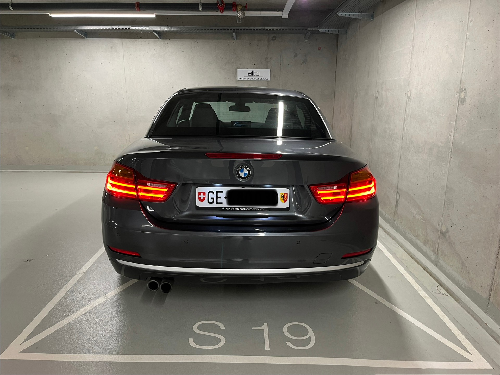 BMW 428i Cabriolet xDrive Modern Line Steptronic-image-4
