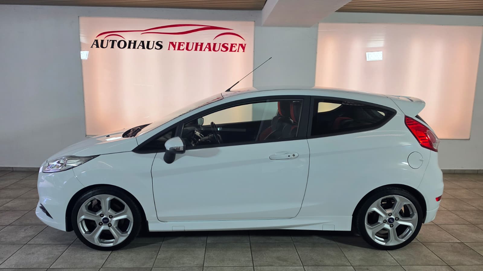 FORD Fiesta 1.6 SCTi ST-1-image-5