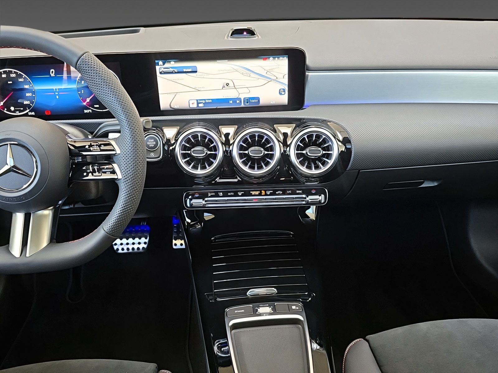MERCEDES-BENZ A 250 4Matic-image-13