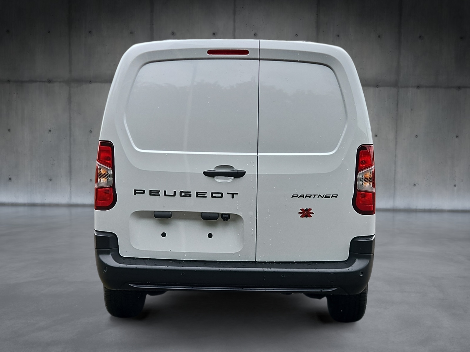 PEUGEOT Partner 1.5 Blue HDi Long 1000kg 4x4 EAT8-image-2