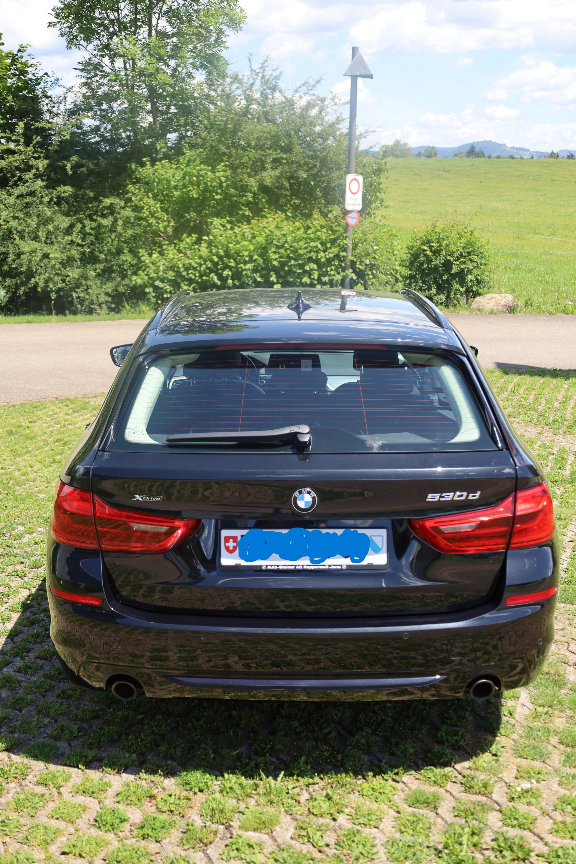 BMW 530d xDrive-image-1