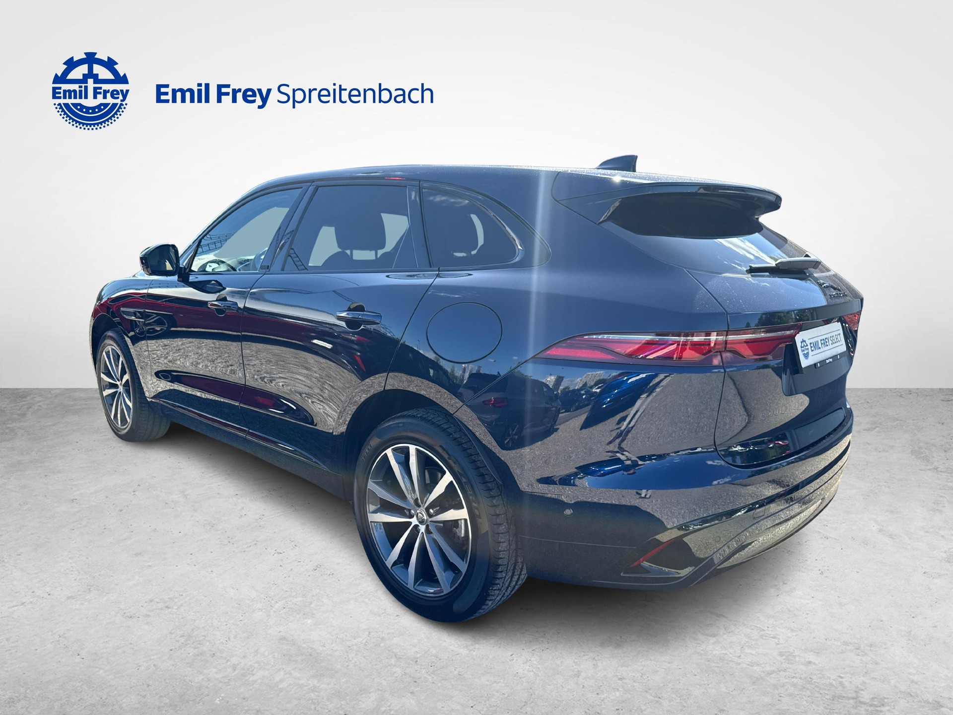 JAGUAR F-Pace 2.0 P400e R-Dynamic HSE 90th Anniversary Ed. AWD-image-2
