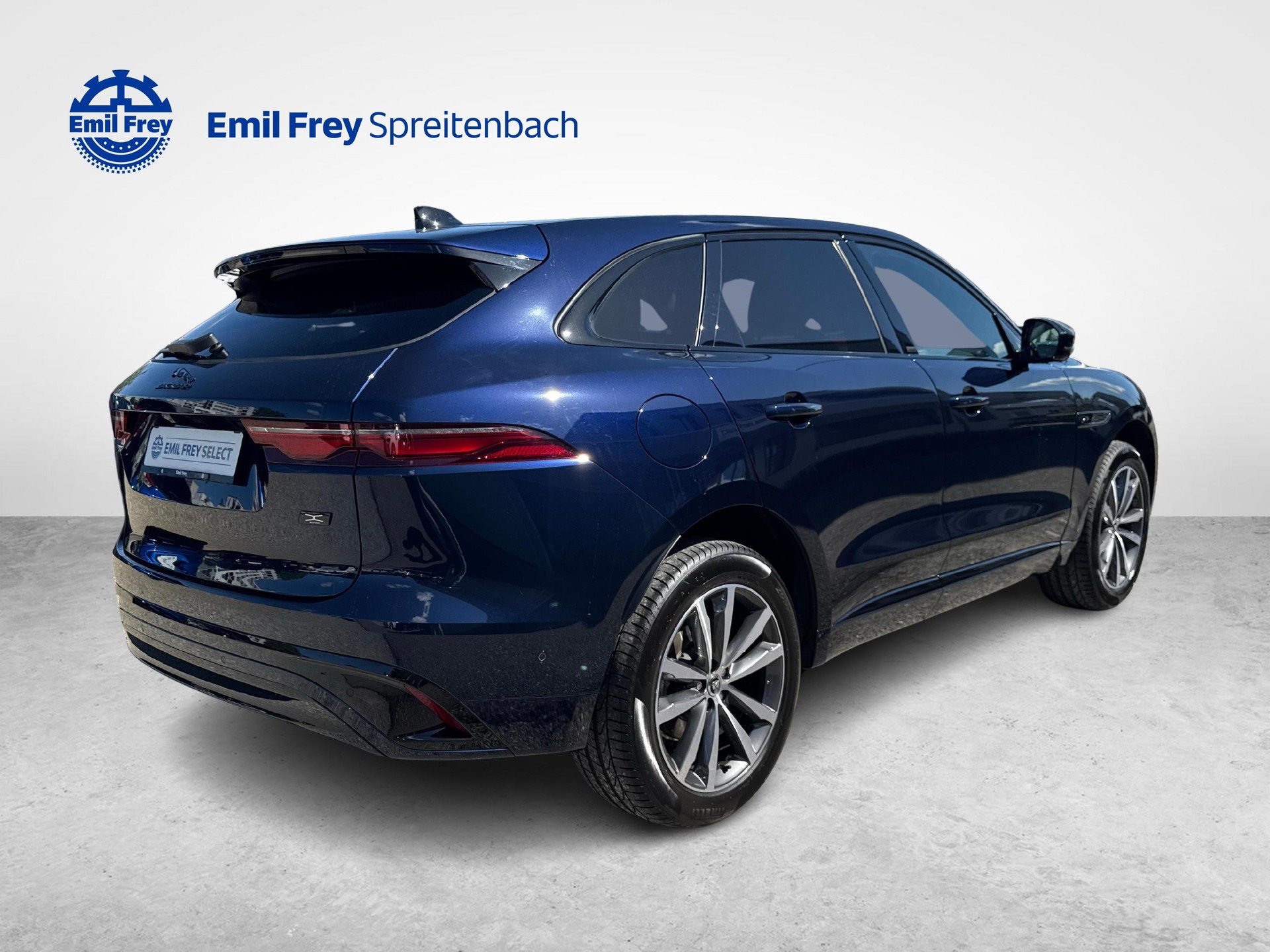 JAGUAR F-Pace 2.0 P400e R-Dynamic HSE 90th Anniversary Ed. AWD-image-4