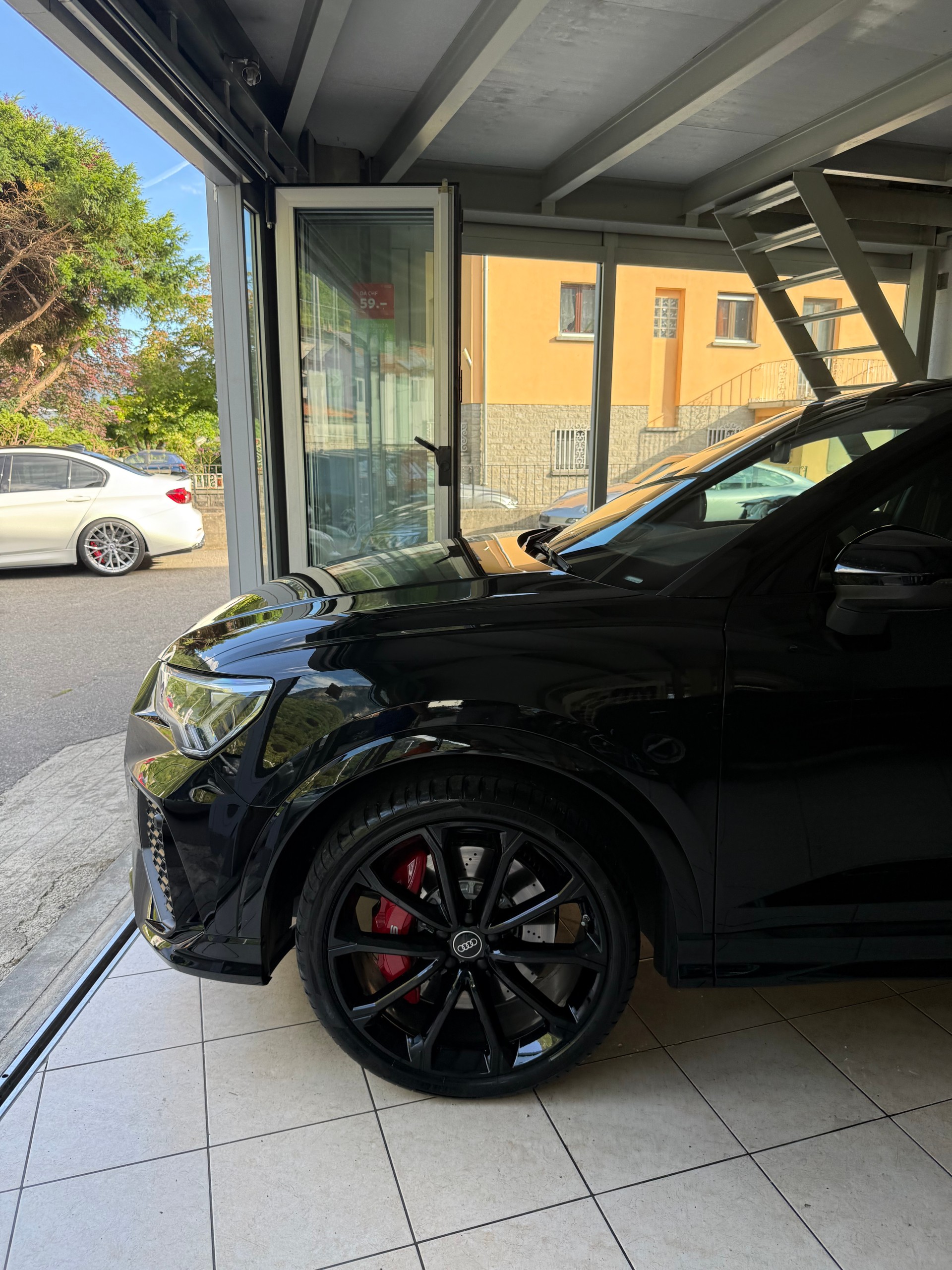 AUDI RS Q3 Sportback quattro S tronic-image-3