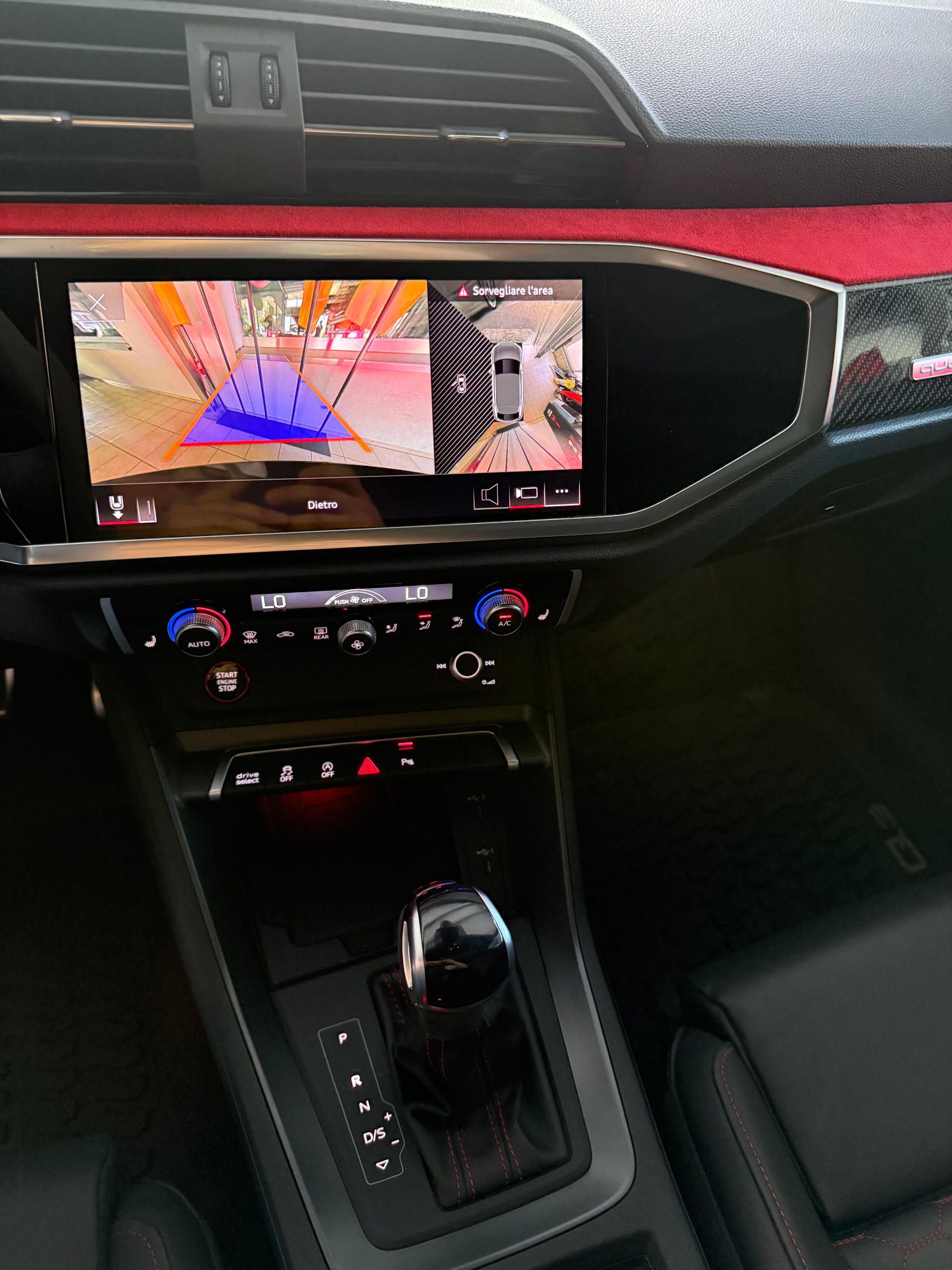 AUDI RS Q3 Sportback quattro S tronic-image-11