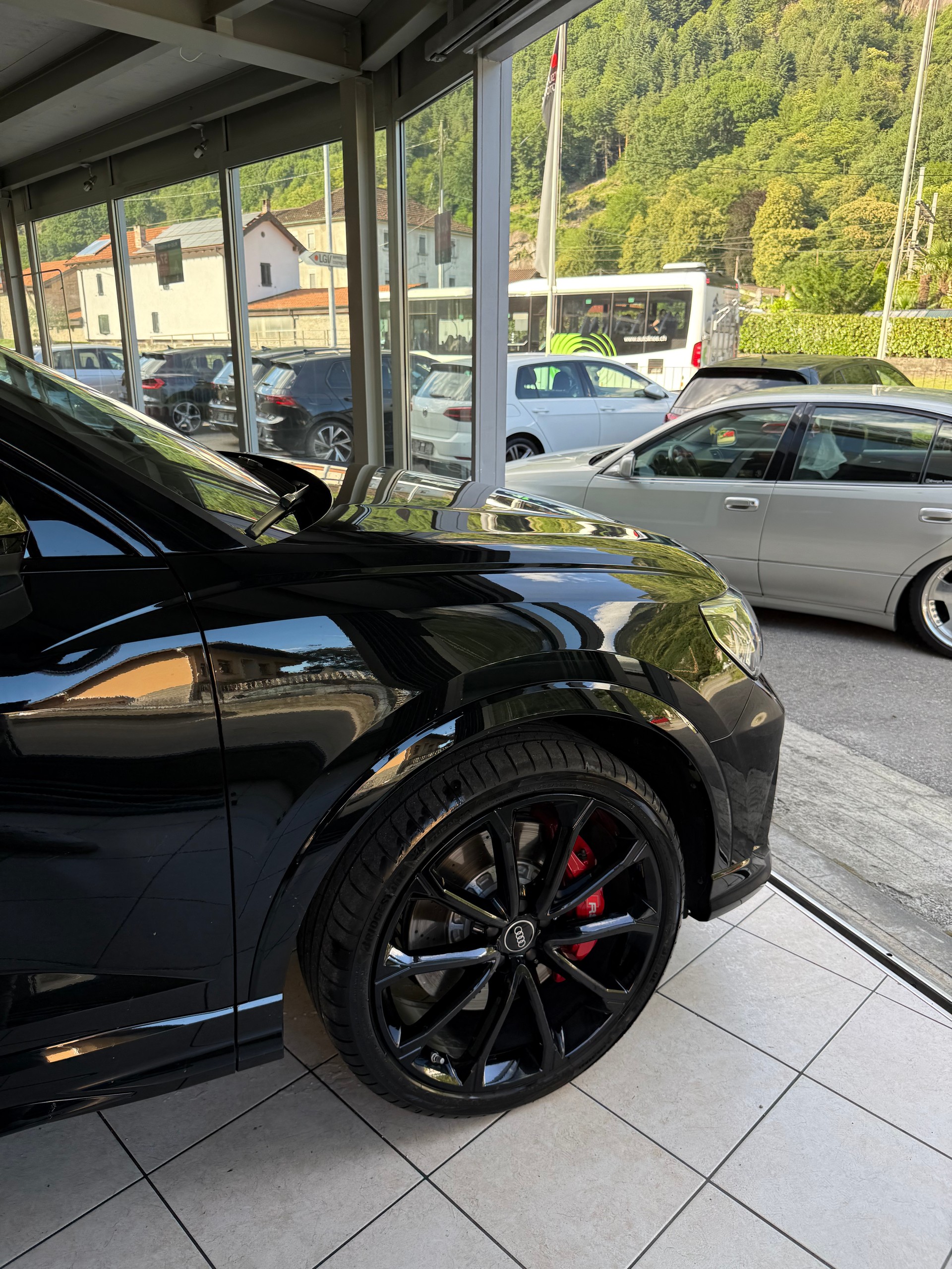 AUDI RS Q3 Sportback quattro S tronic-image-7