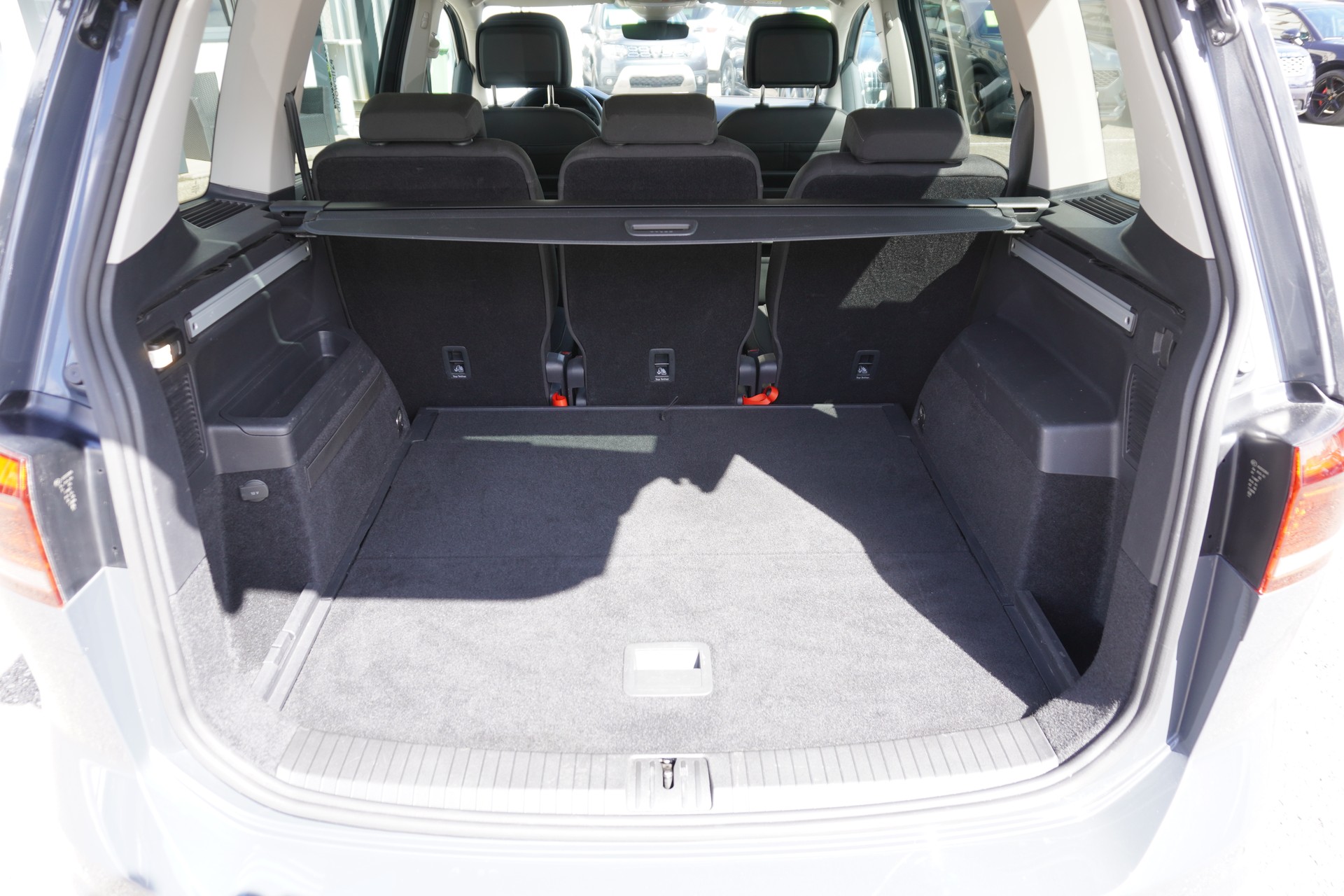 VW Touran 2.0 TDI BlueMotion Technology Highline DSG-image-9