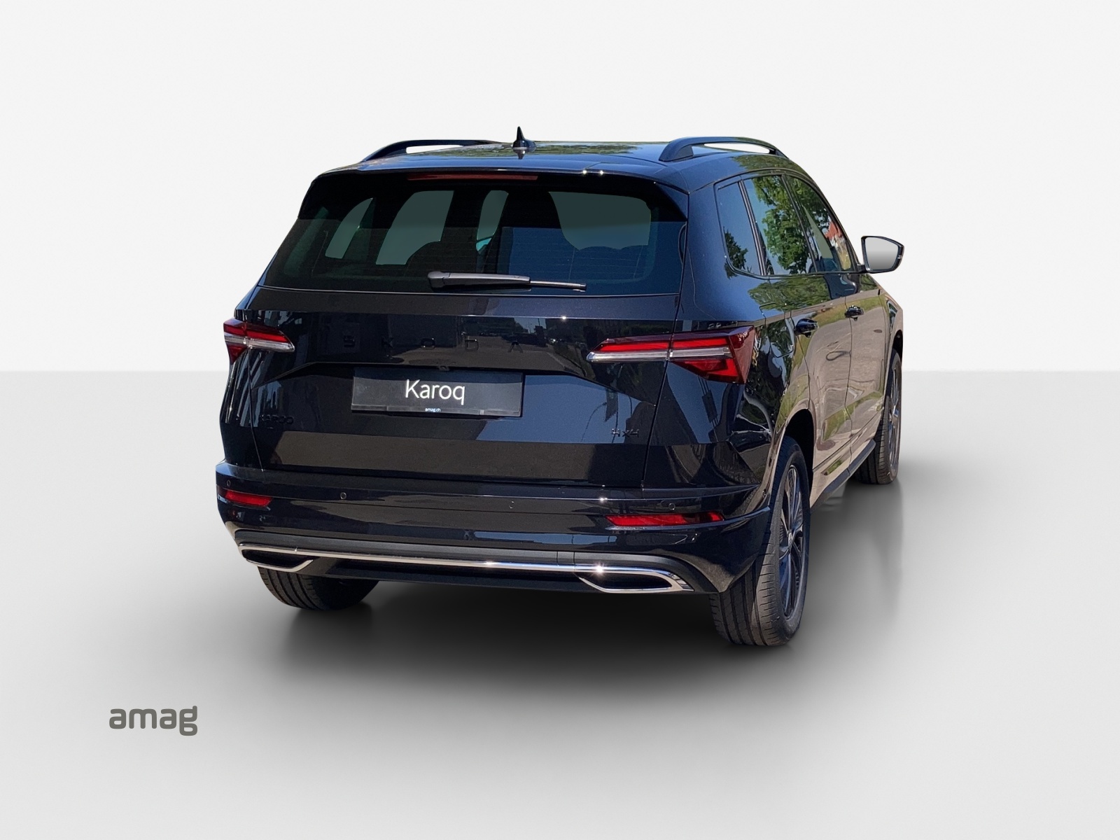 SKODA Karoq 2.0 TSI SportLine 4x4 DSG-image-4