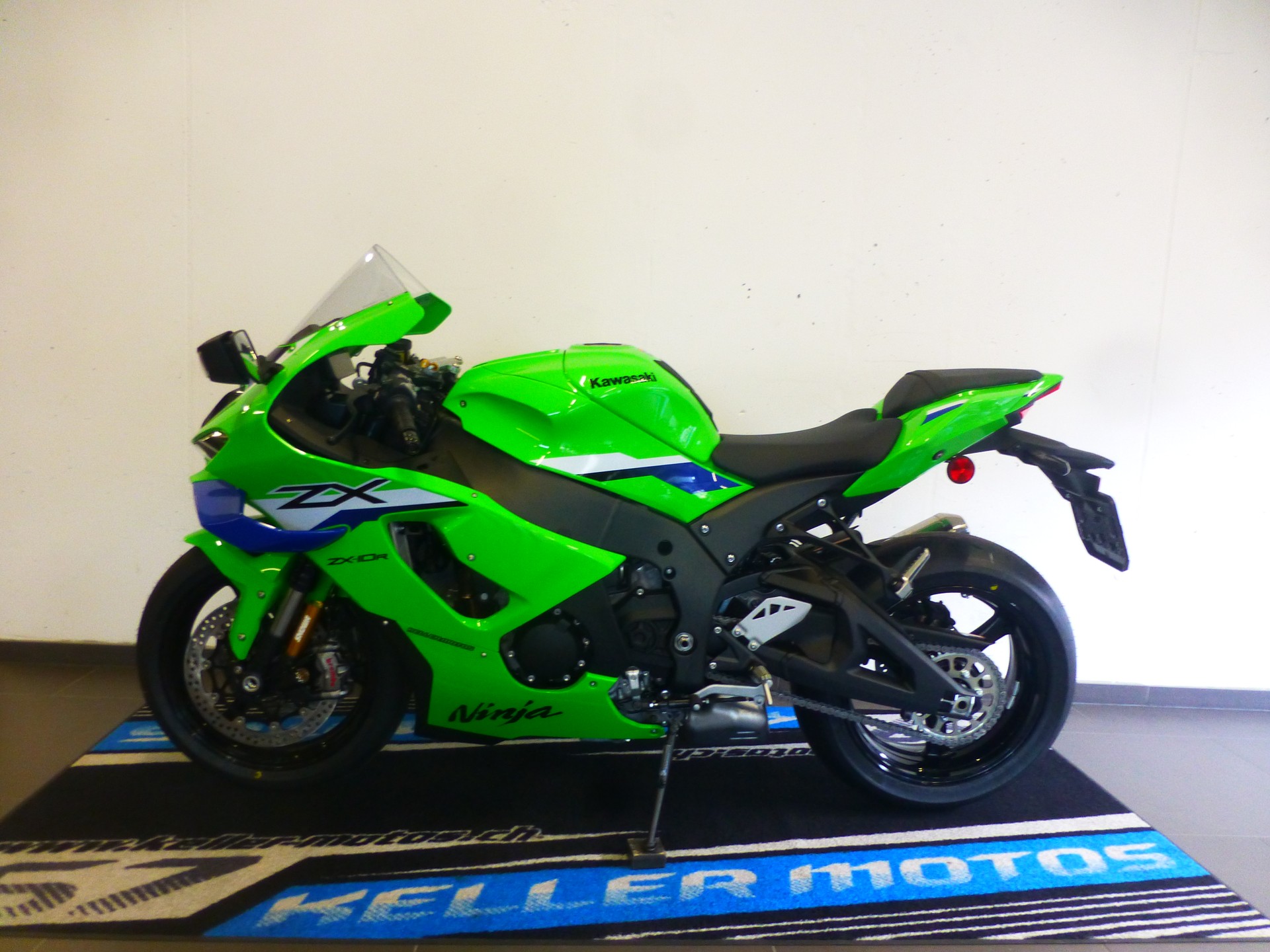 KAWASAKI Ninja ZX-10R-showroom-element-1