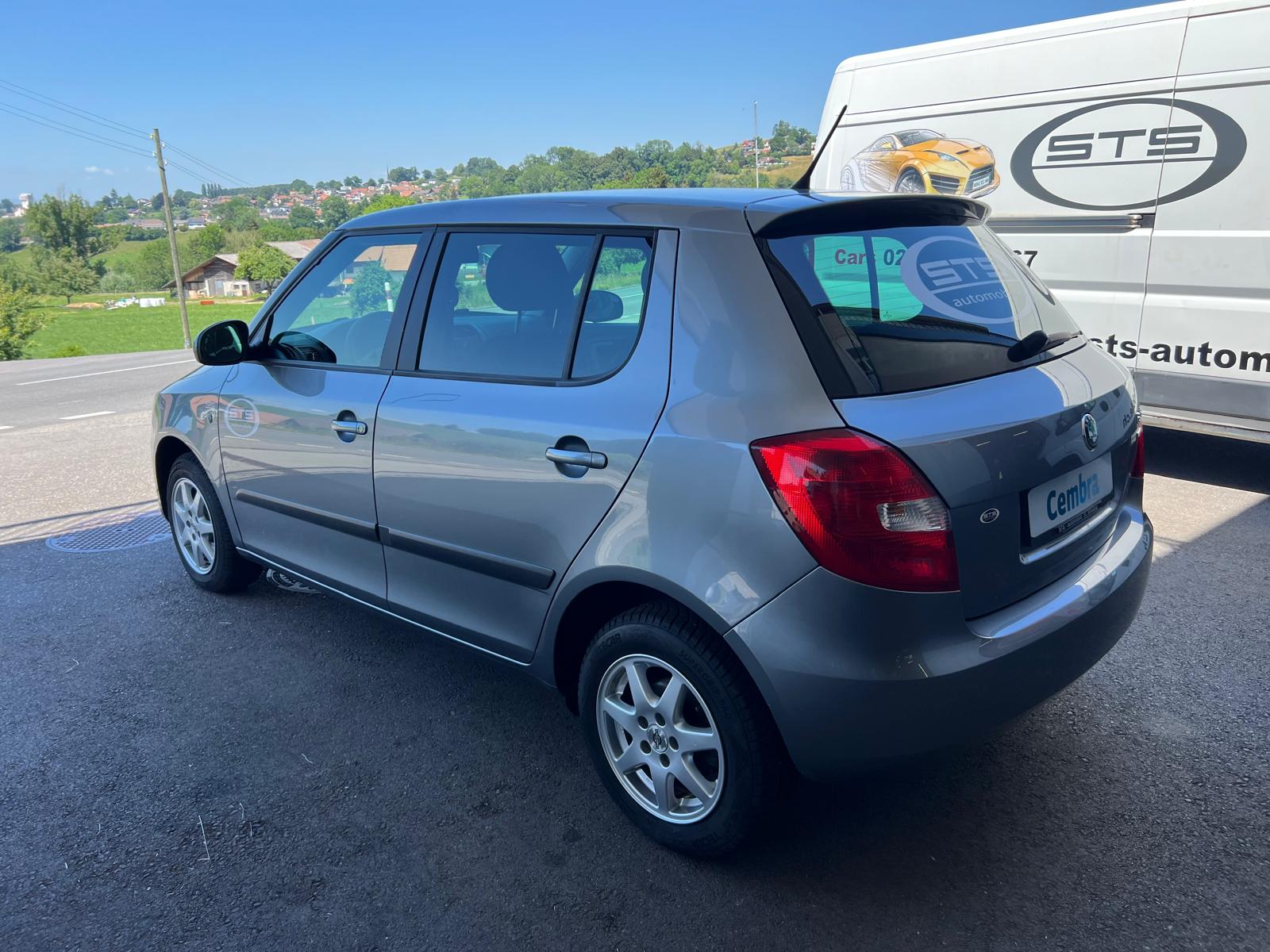 SKODA Fabia 1.2 TSI Family-image-3